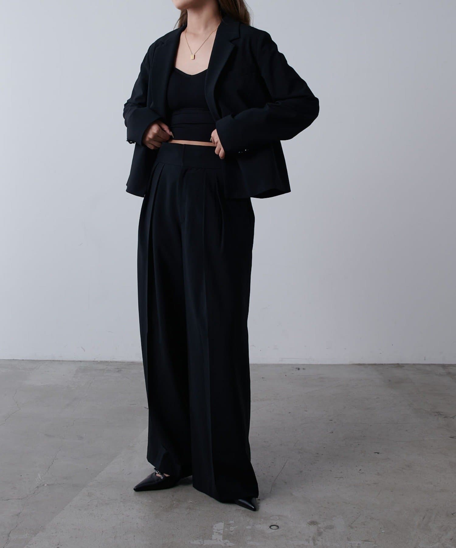 Lui's(ルイス) サイドベルトワイドパンツ