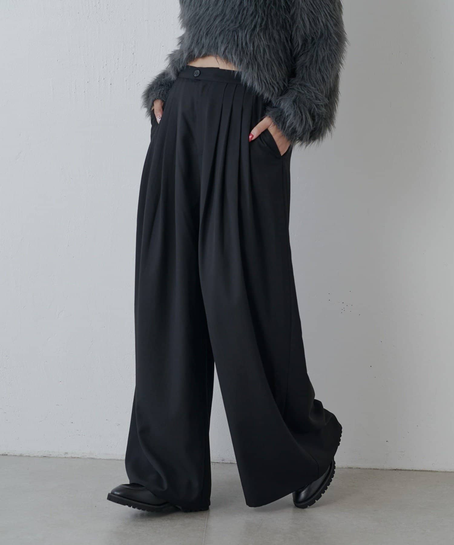 Lui's(ルイス) ボリュームタックワイドスラックス