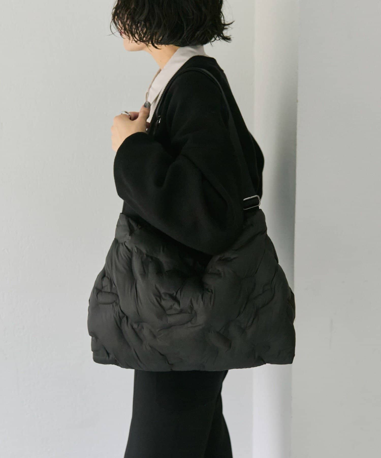 ear PAPILLONNER(イア パピヨネ) 《軽量410g》３ボンディングショルダーバッグ