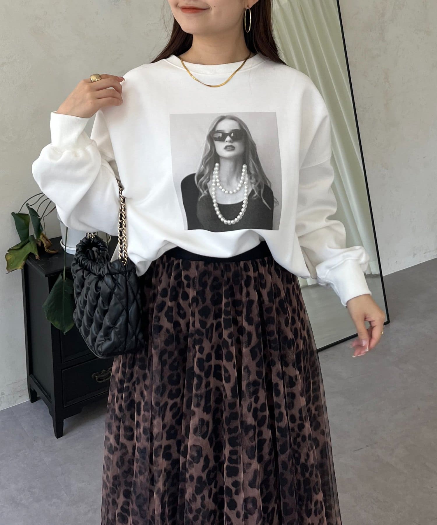 ☆proseverse／プロズヴェール☆パール付スゥェット☆Mサイズ☆未使用品☆ ☆proseverse／プロズヴェール☆パール付スゥェット☆Mサイズ