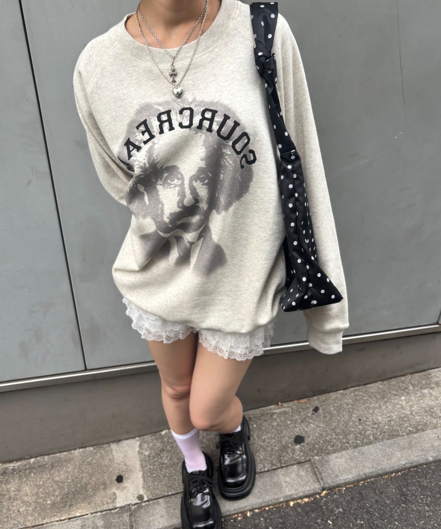 WHO’S WHO gallery(フーズフーギャラリー) 【AW先行予約】Sourcream 偉人スウェット
