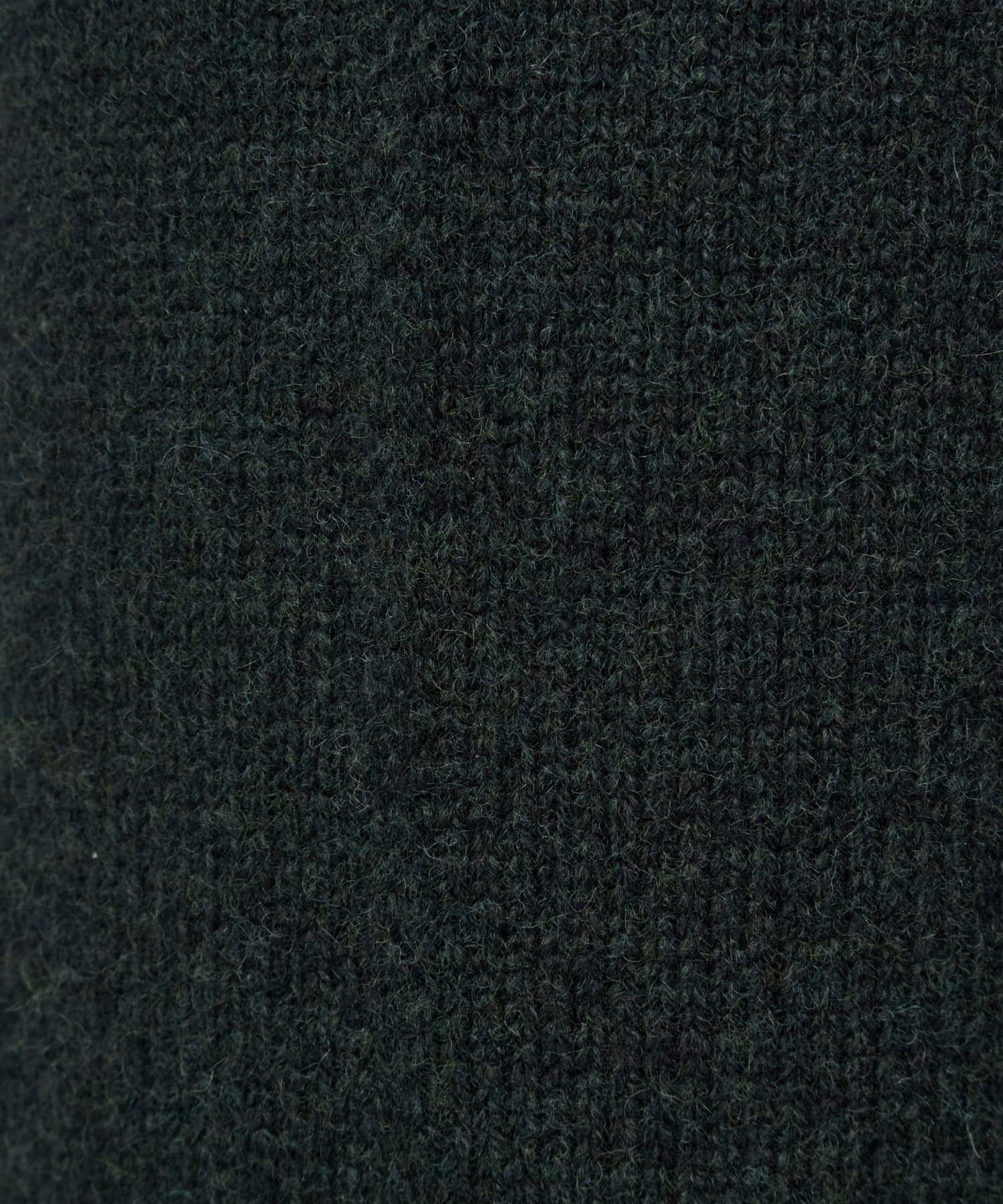 BEARDSLEY(ビアズリー) 《UMARMUNG》ウールニットパンツ