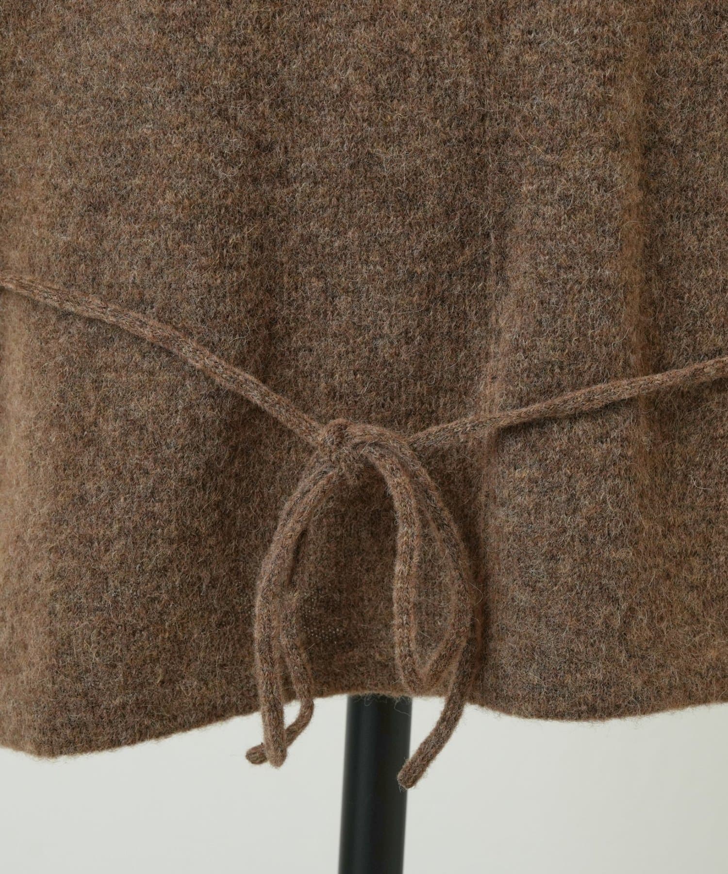 BEARDSLEY(ビアズリー) 《UMARMUNG》ハーフスリーブニット