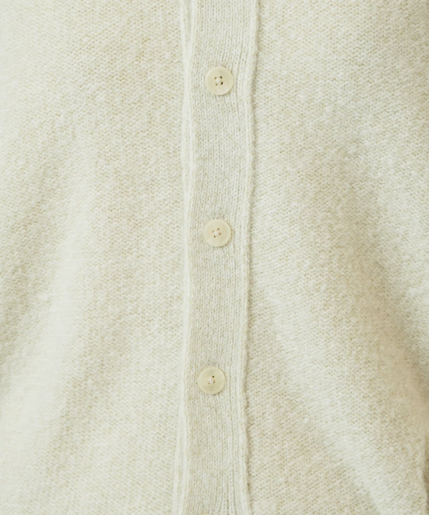BEARDSLEY(ビアズリー) 《UMARMUNG》後ろボタンコクーンニット