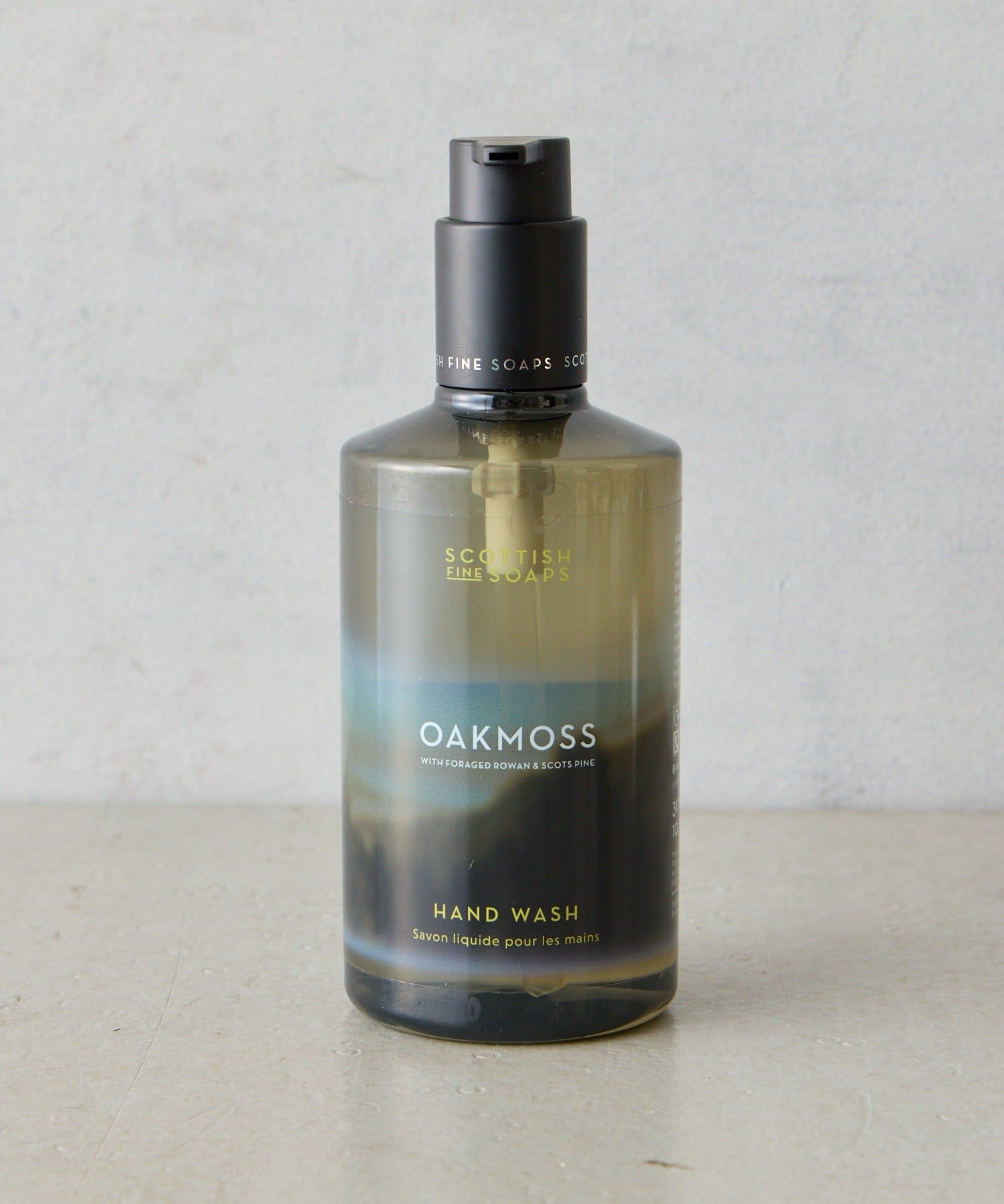 BIRTHDAY BAR(バースデイバー) OAKMOSS ハンドソープ 　ポンプタイプ　300ml