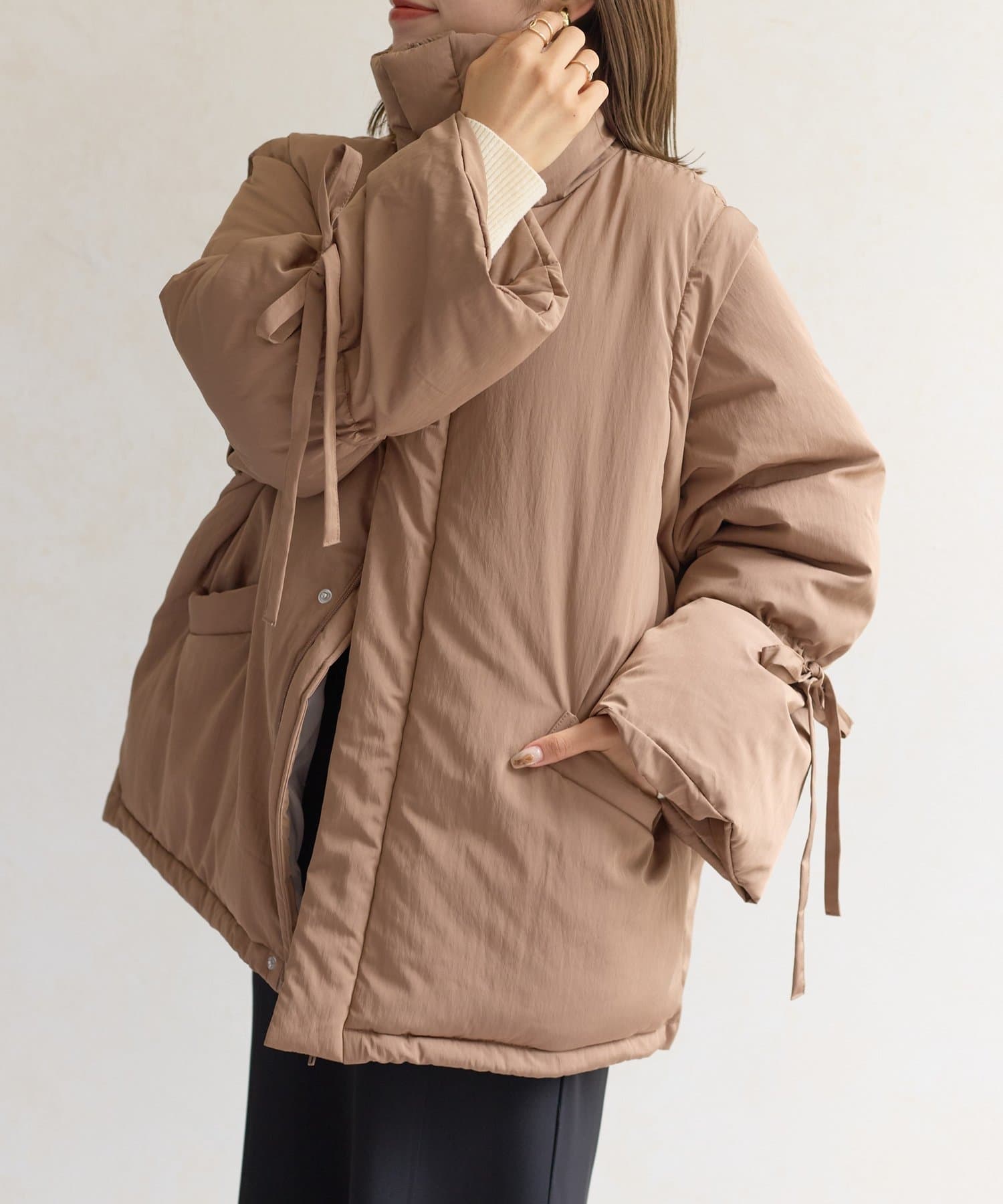 Thevon.(ゼヴォン) 2WAYスタンドネック中綿ブルゾン