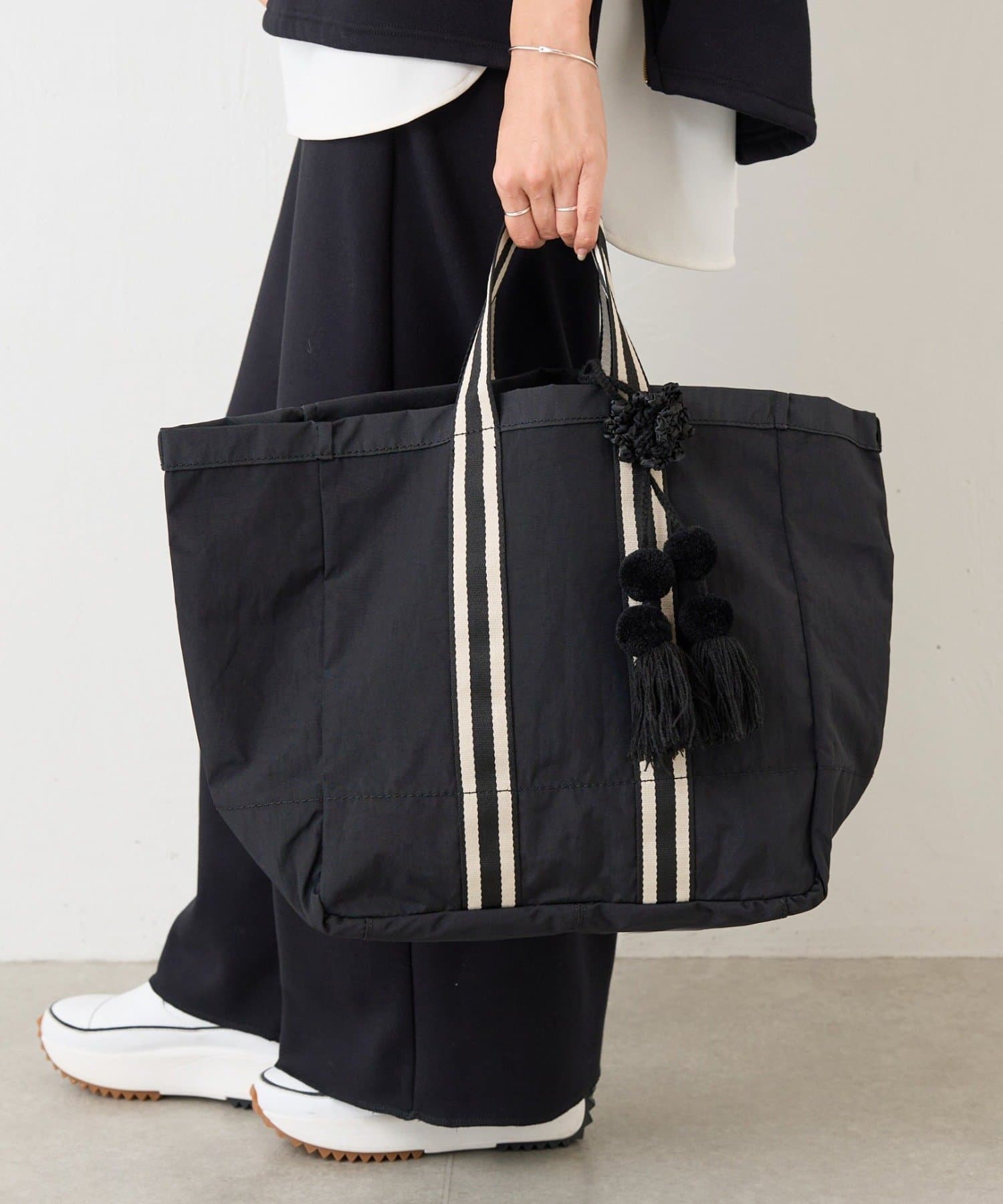 BEARDSLEY(ビアズリー) 《FRIPIER》チャーム付きクレイジートート