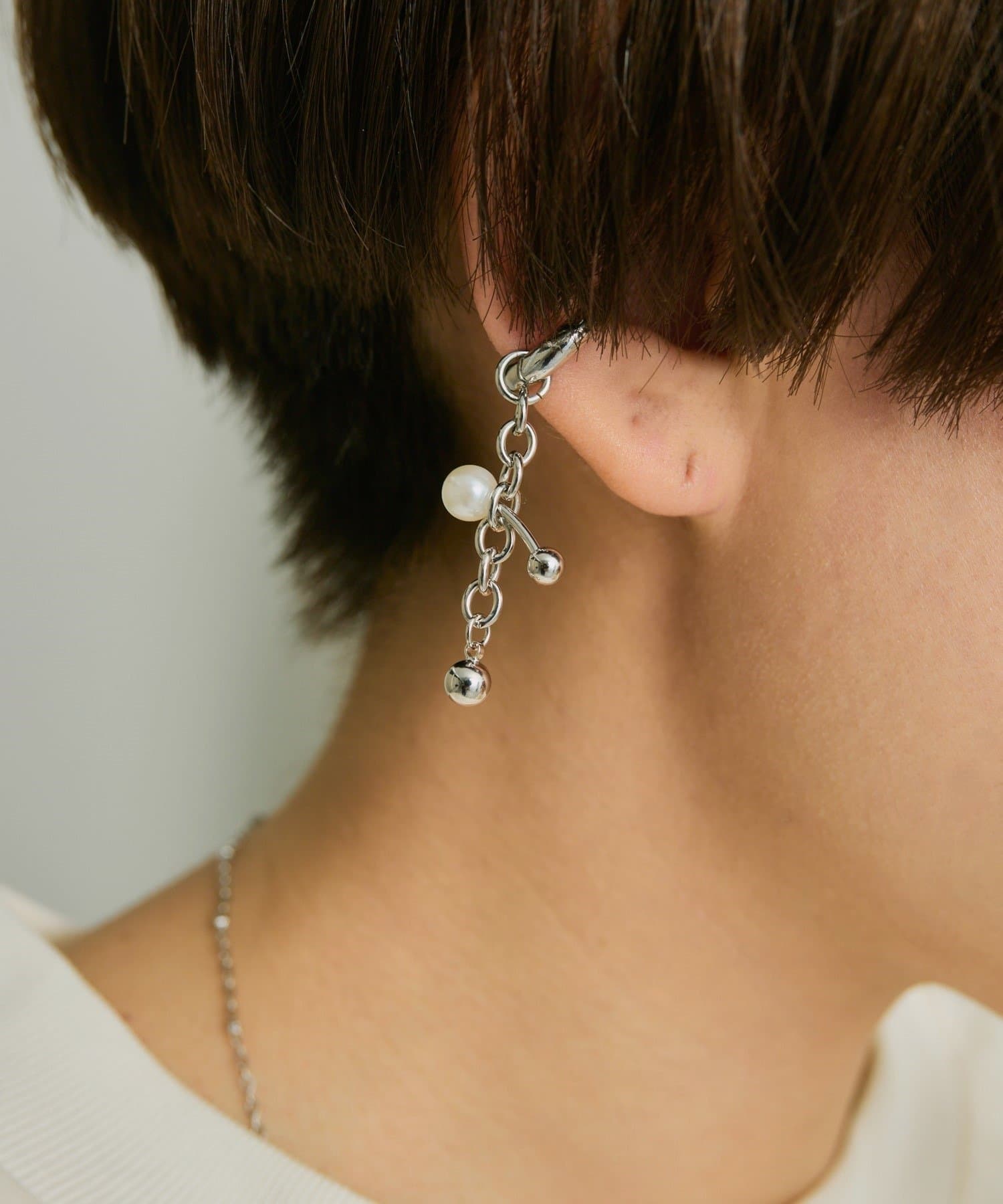 ear PAPILLONNER(イア パピヨネ) スティックチェーンイヤーカフ