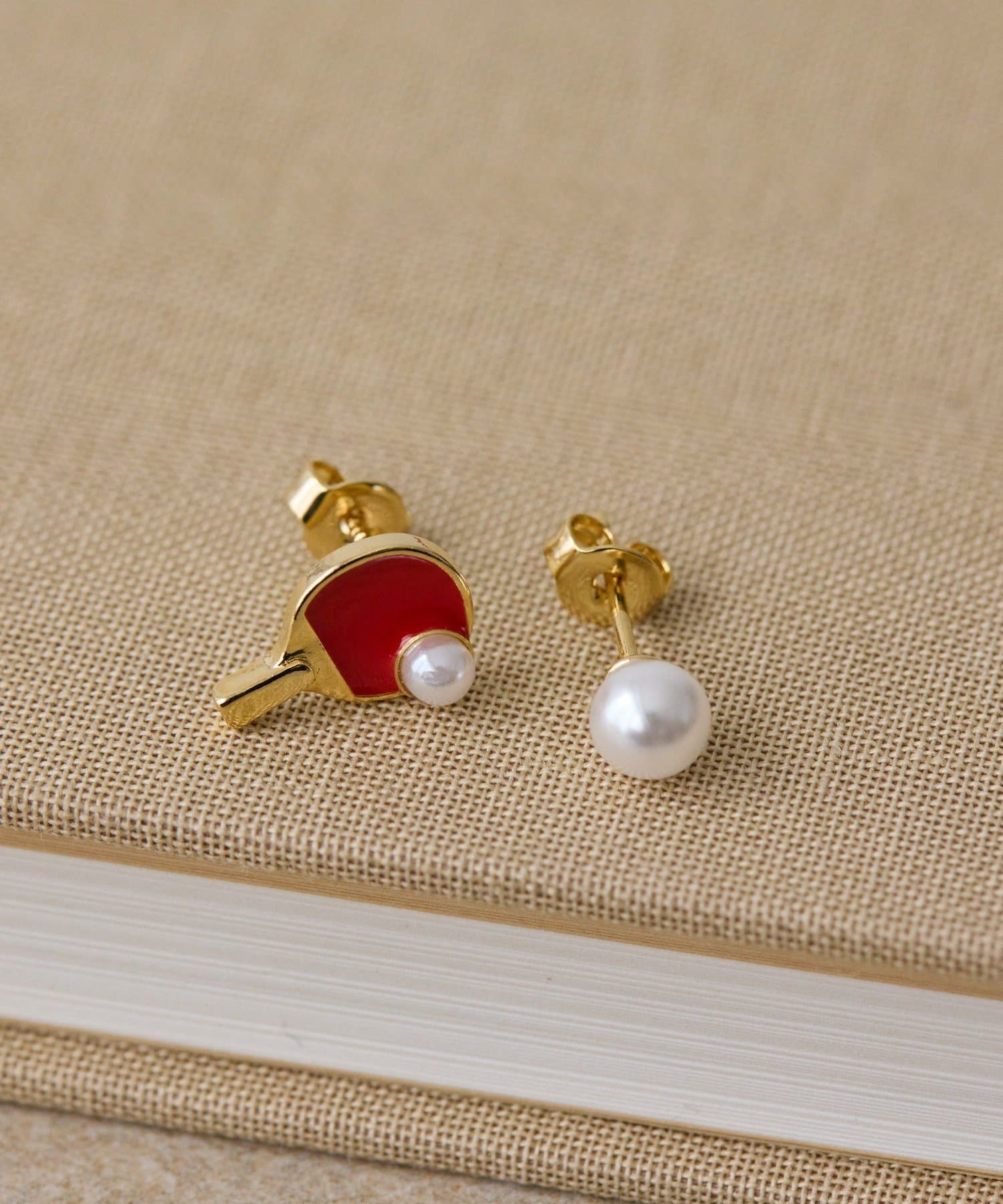 ear PAPILLONNER(イア パピヨネ) 《WEB限定》スポーツタイムピアス