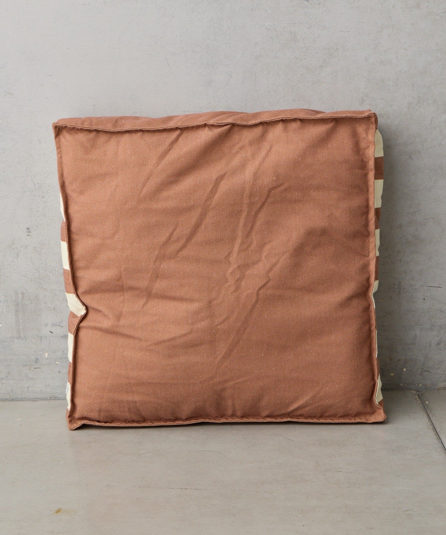 BIRTHDAY BAR(バースデイバー) シートクッション