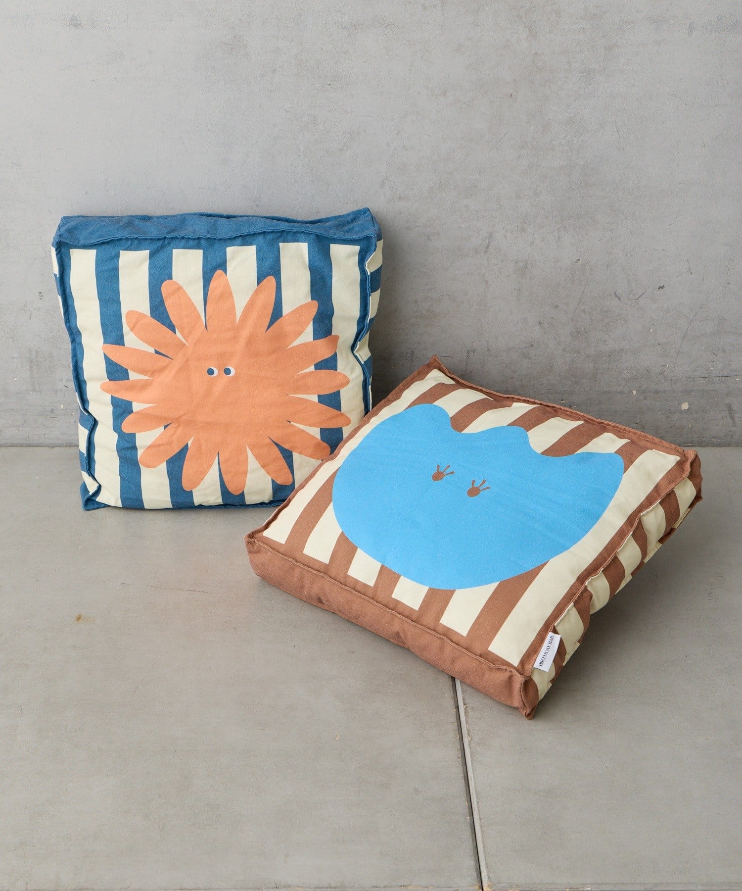 BIRTHDAY BAR(バースデイバー) シートクッション