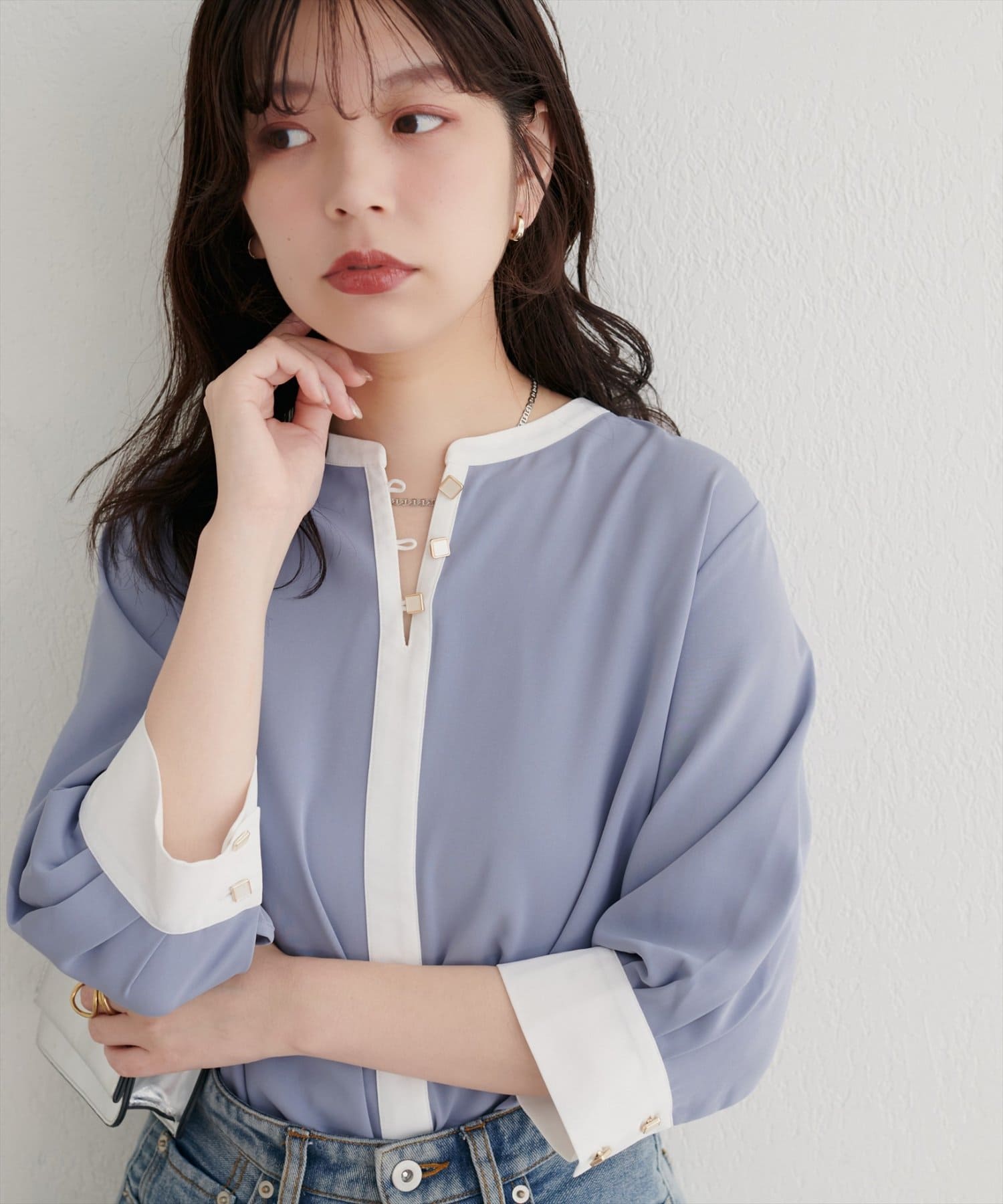 natural couture(ナチュラルクチュール) 【WEB限定】スクエア釦配色７分袖ブラウス