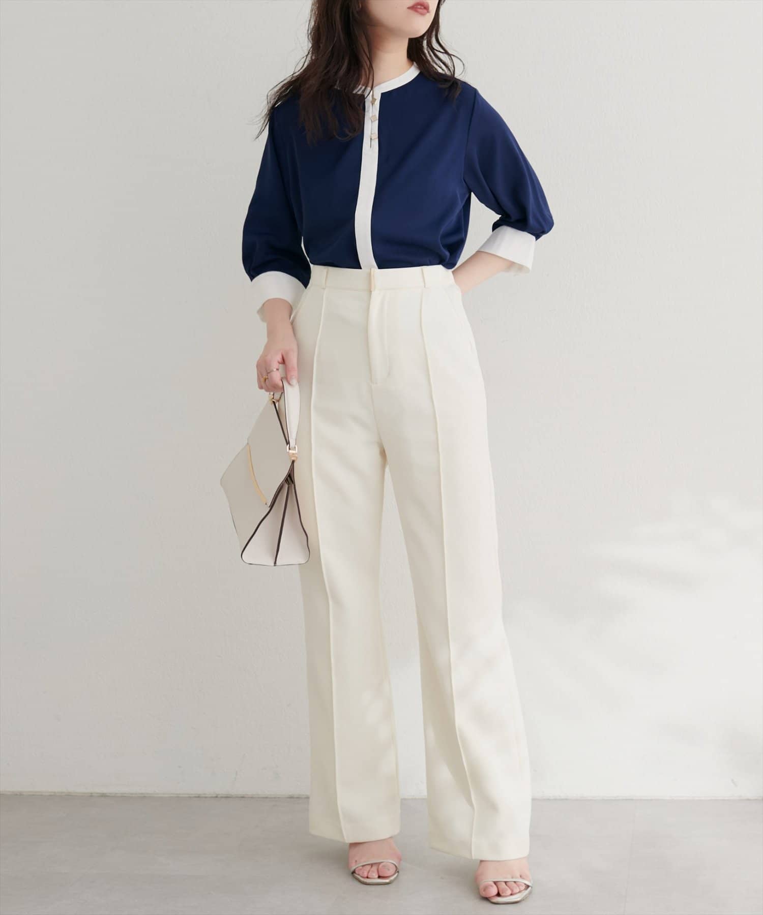natural couture(ナチュラルクチュール) 【WEB限定】スクエア釦配色７分袖ブラウス