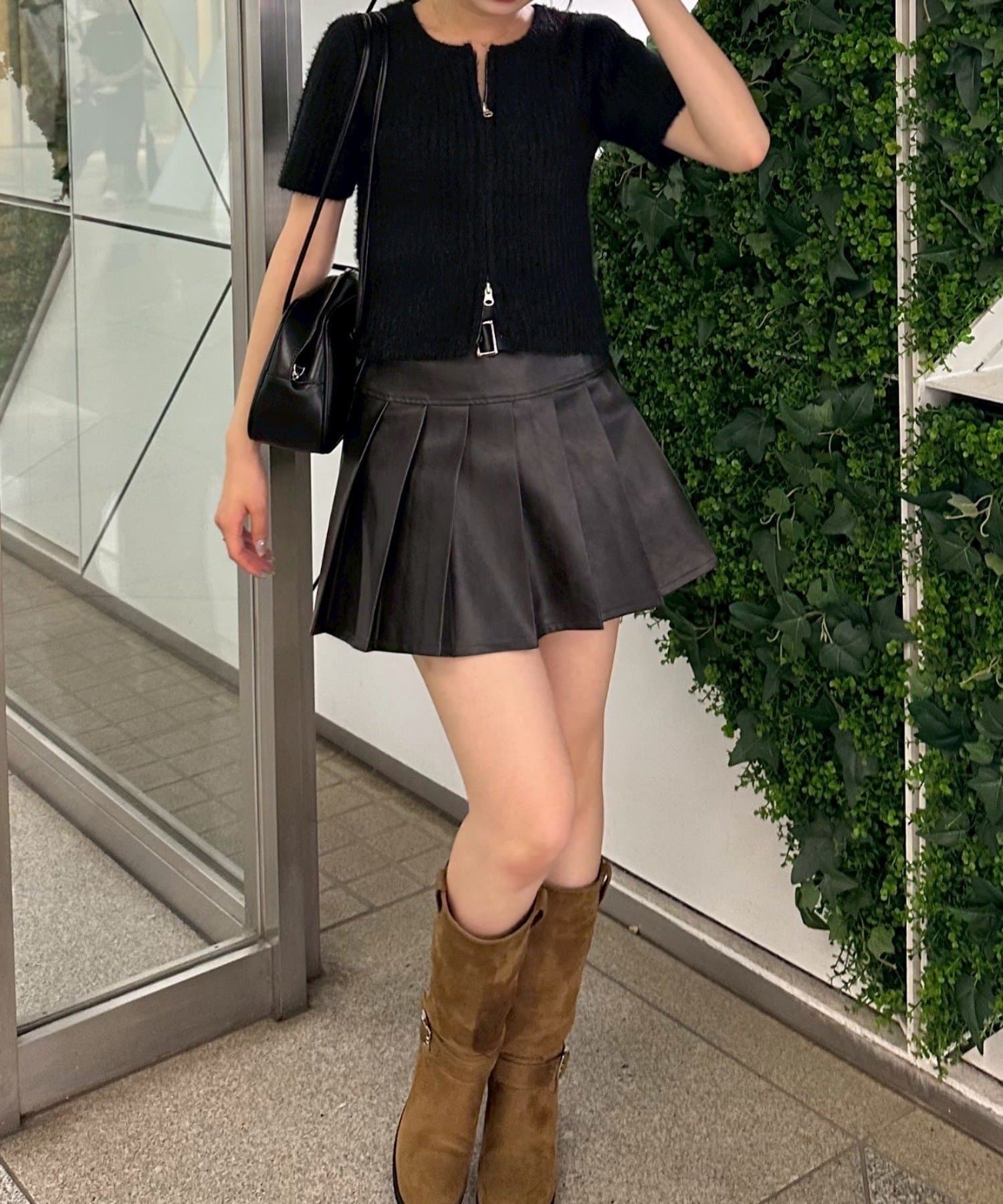 NICE CLAUP / OLIVE des OLIVE OUTLET(ナイスクラップ  / オリーブ デ オリーブ アウトレット) 【RMAF】ラメフェザーWZIP半袖ニット