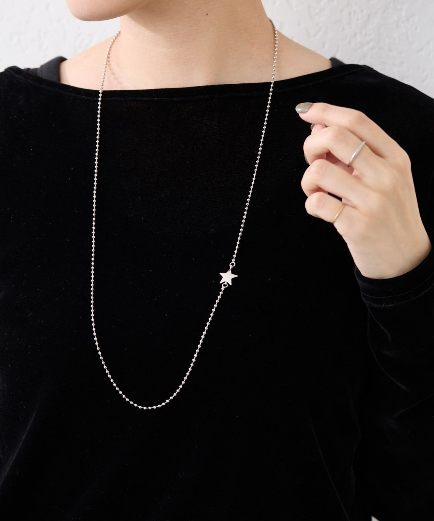 ear PAPILLONNER(イア パピヨネ) 《WEB限定》ボールチェーンスターネックレス