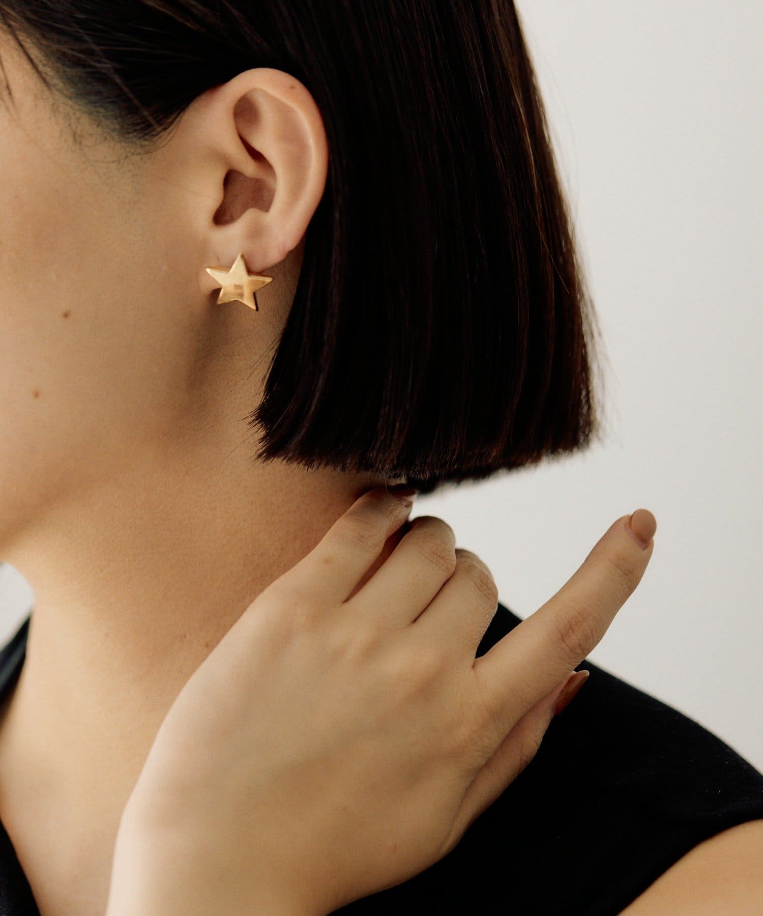 ear PAPILLONNER(イア パピヨネ) 《WEB限定》エッジスターピアス