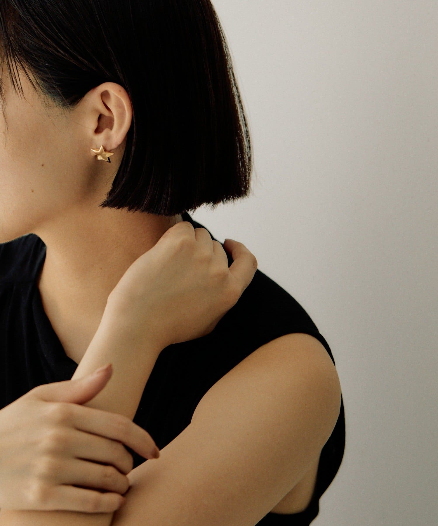 ear PAPILLONNER(イア パピヨネ) 《WEB限定》エッジスターピアス