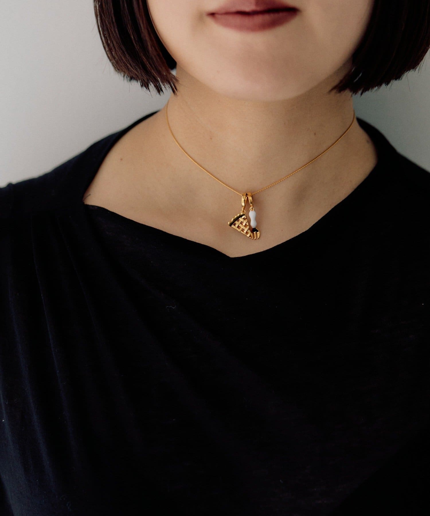 ear PAPILLONNER(イア パピヨネ) 《WEB＆一部店舗限定》サクサクアップルパイネックレス
