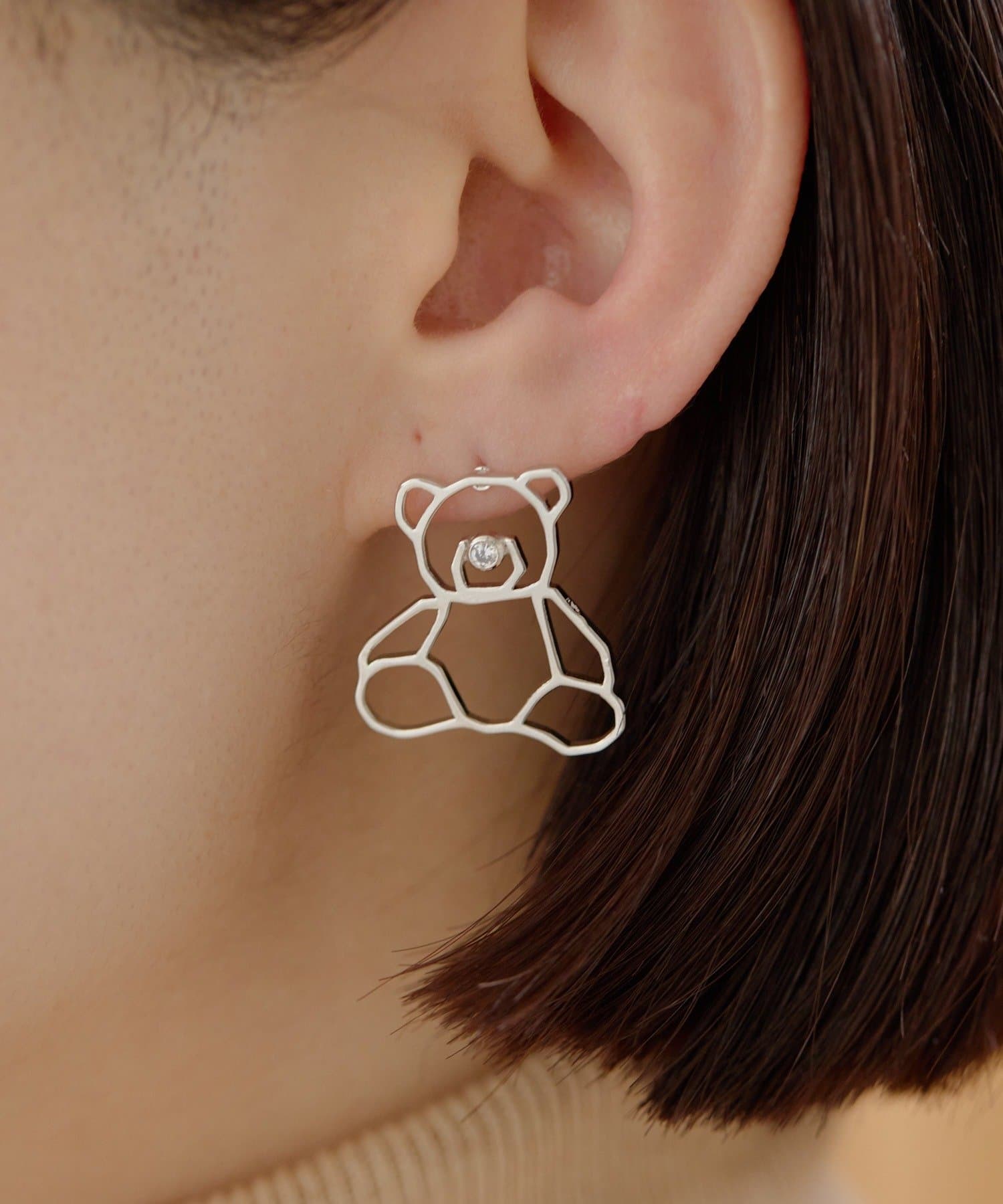 ear PAPILLONNER(イア パピヨネ) 《WEB＆一部店舗限定》シルエットテディピアス