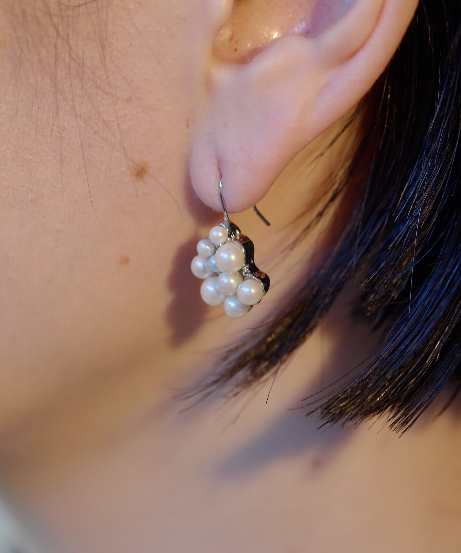ear PAPILLONNER(イア パピヨネ) つぶつぶパールフックピアス