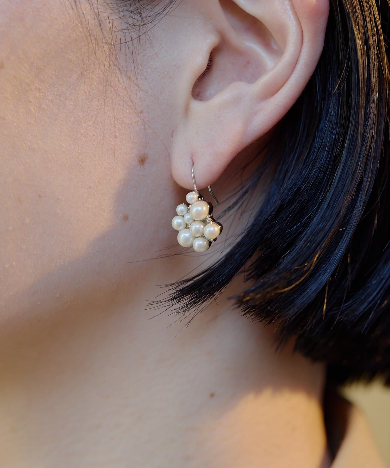 ear PAPILLONNER(イア パピヨネ) つぶつぶパールフックピアス