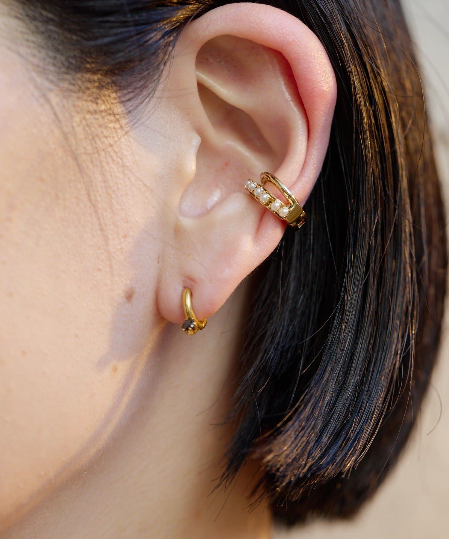 ear PAPILLONNER(イア パピヨネ) 《キャッチレス仕様/金属アレルギー対応/ステンレス》石付きミニフープピアス