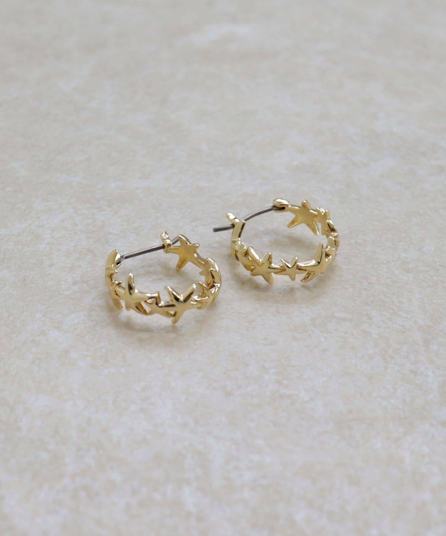 FREDY & GLOSTER(フレディ アンド グロスター) 星フープピアス