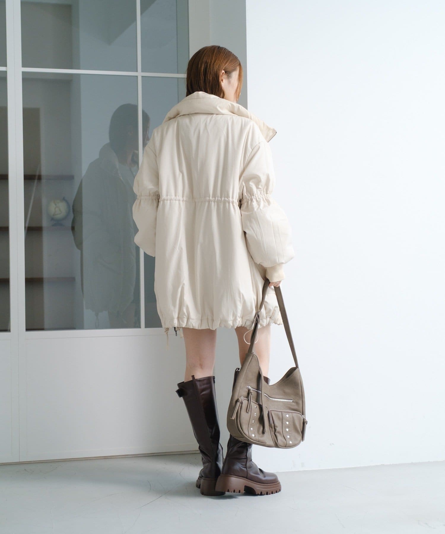 500mlペットボトル収納可/2WAY】スタッズミドルBAG | Kastane