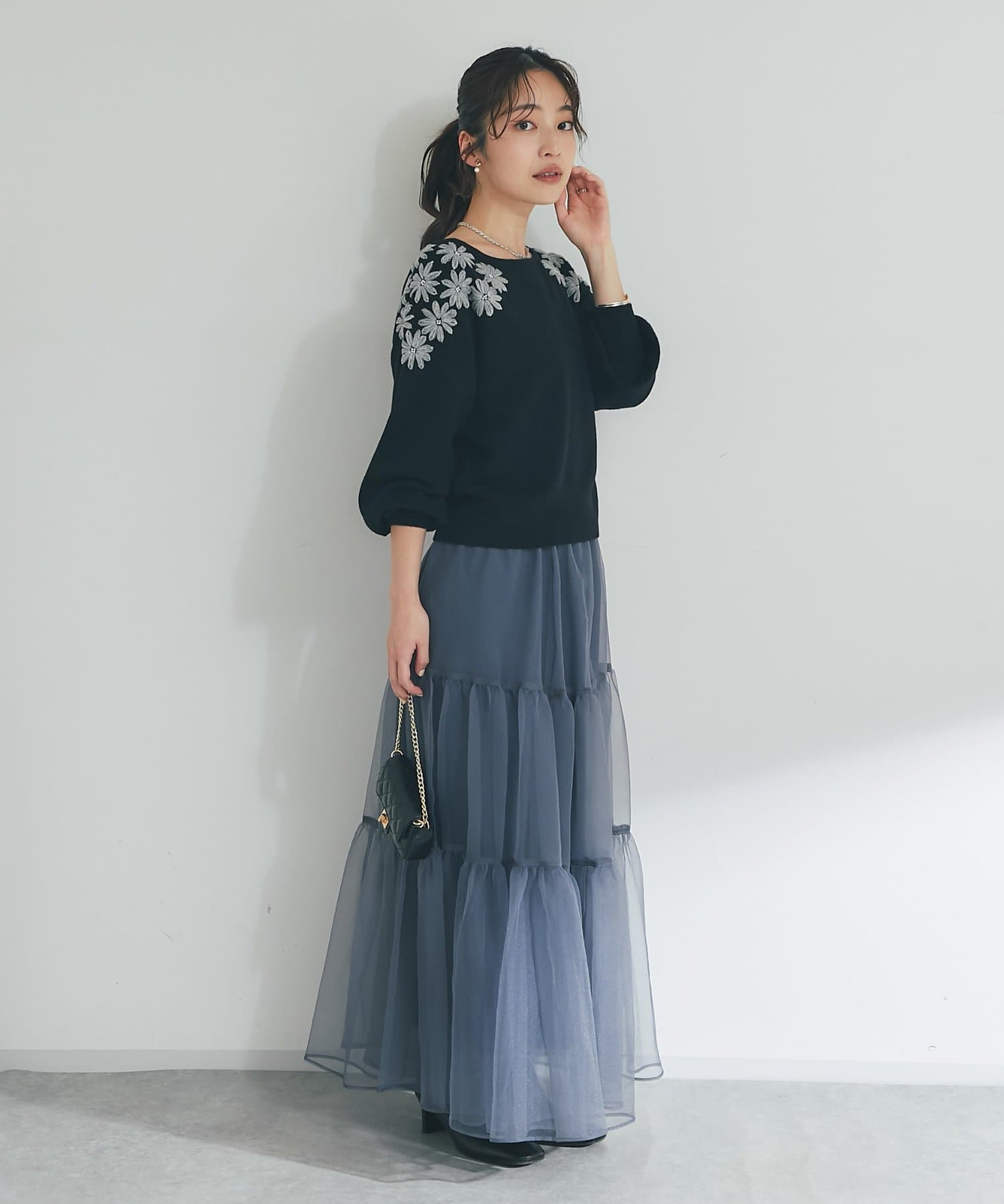 La boutique BonBon(ラブティックボンボン) 【最強愛されニット】お花刺繍クロップドニット