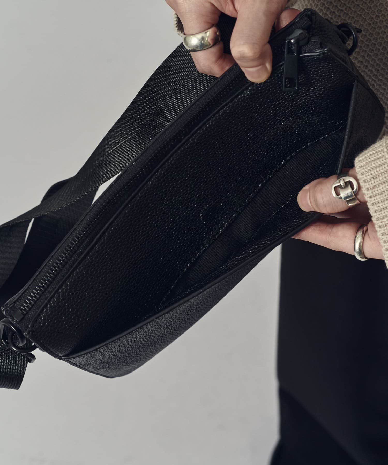 Lui's(ルイス) スプリットレザーショルダーBAG