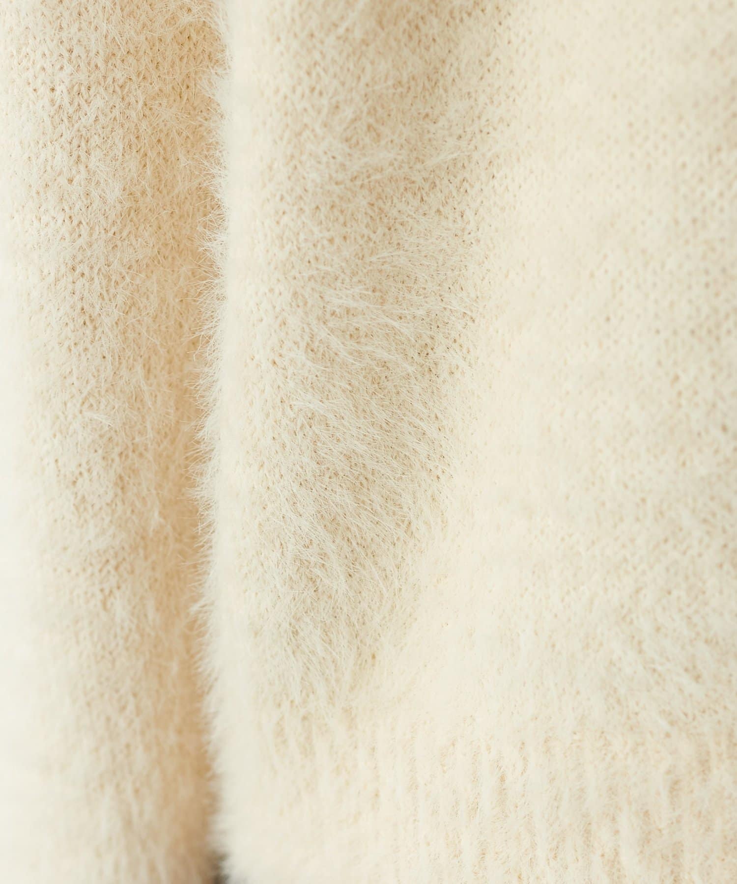 DISCOAT(ディスコート) 【インフルエンサー20名が推す!】フェザーヤーンクルーカーディガン《WEB限定カラーあり》