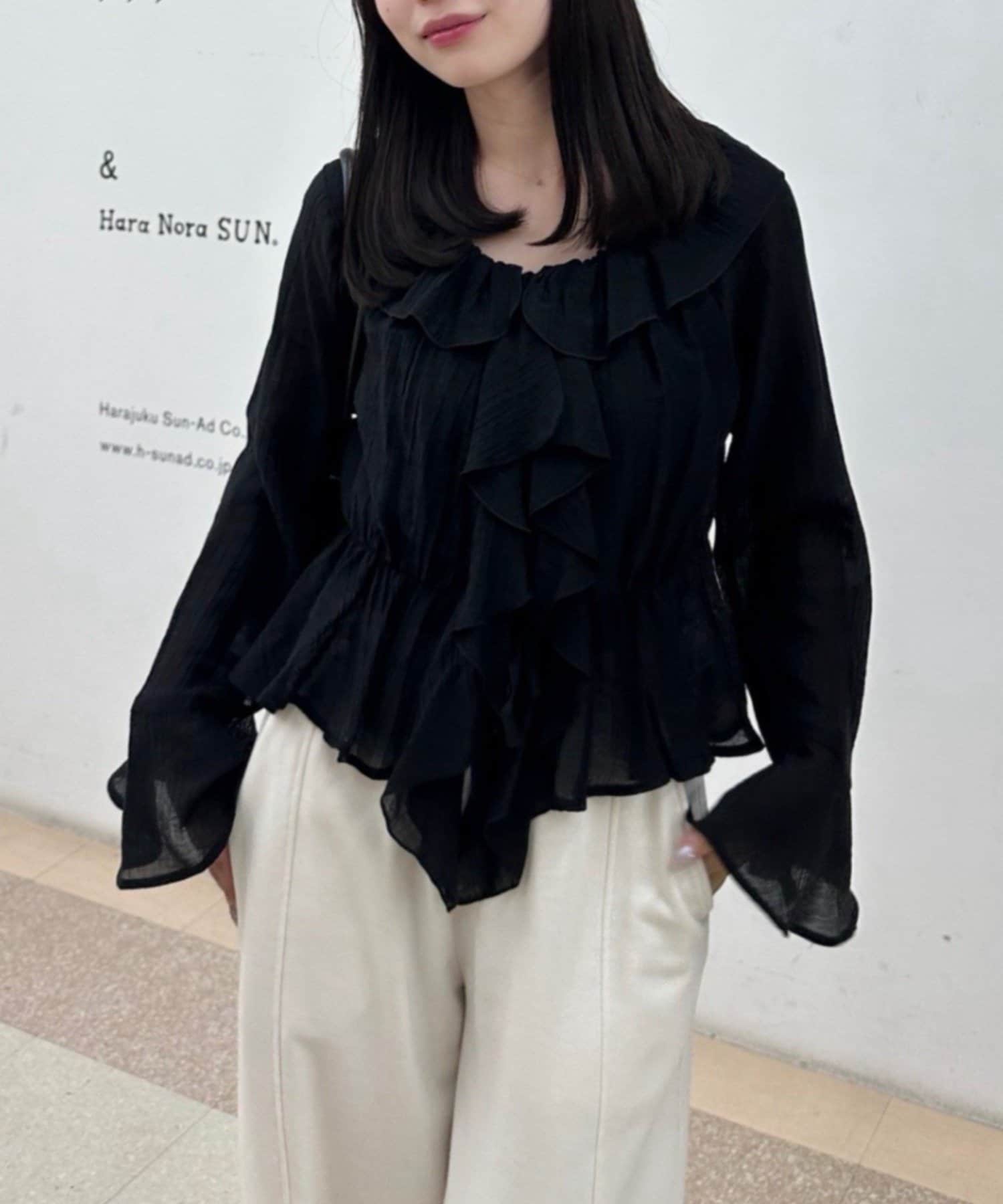 NICE CLAUP / OLIVE des OLIVE OUTLET(ナイスクラップ  / オリーブ デ オリーブ アウトレット) 【continuer】楊柳シアーラッフルブラウス