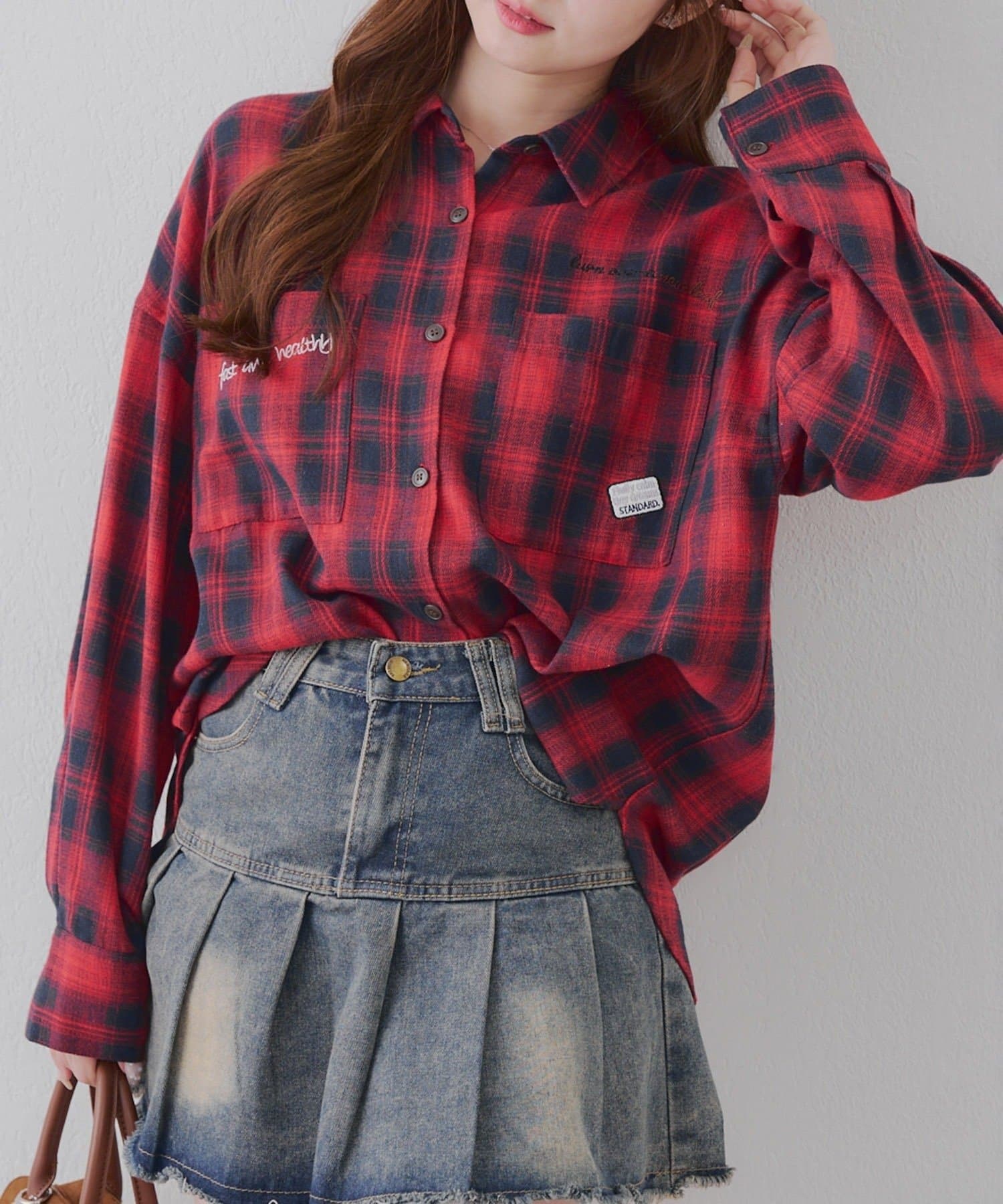 NICE CLAUP / OLIVE des OLIVE OUTLET(ナイスクラップ  / オリーブ デ オリーブ アウトレット) 【RMAF】衿合皮刺繍入りチェックシャツ