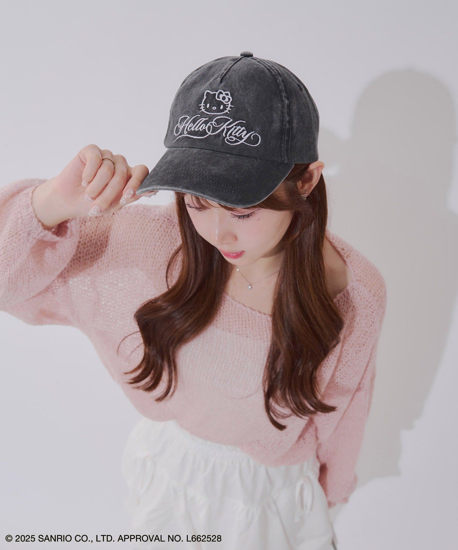 Remind me and forever(リマインドミーアンドフォーエバー) 【サンリオキャラクターズ】ロゴ刺繍キャップ