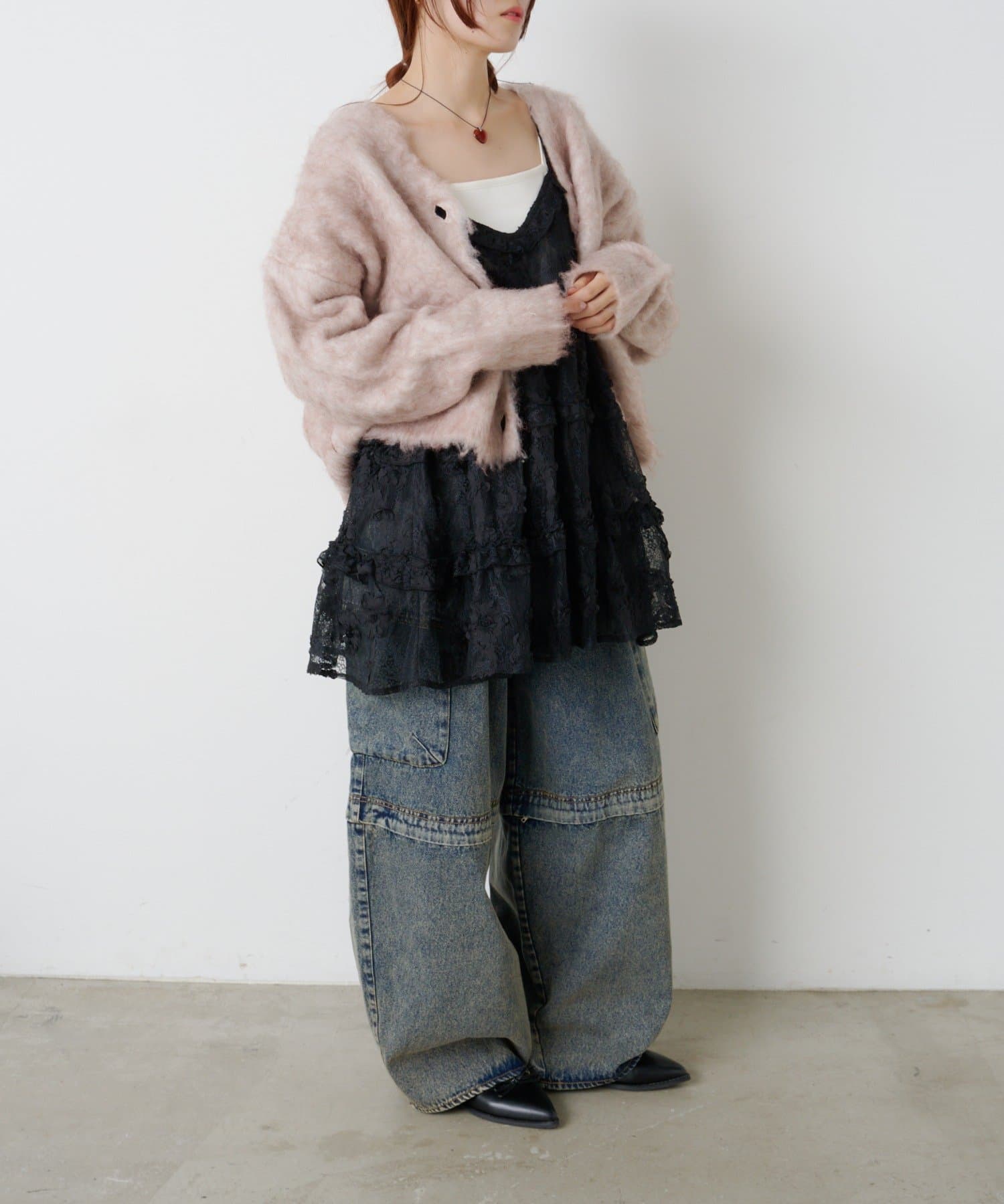 w closet(ダブルクローゼット) 【25AW】立体レースミニキャミワンピース