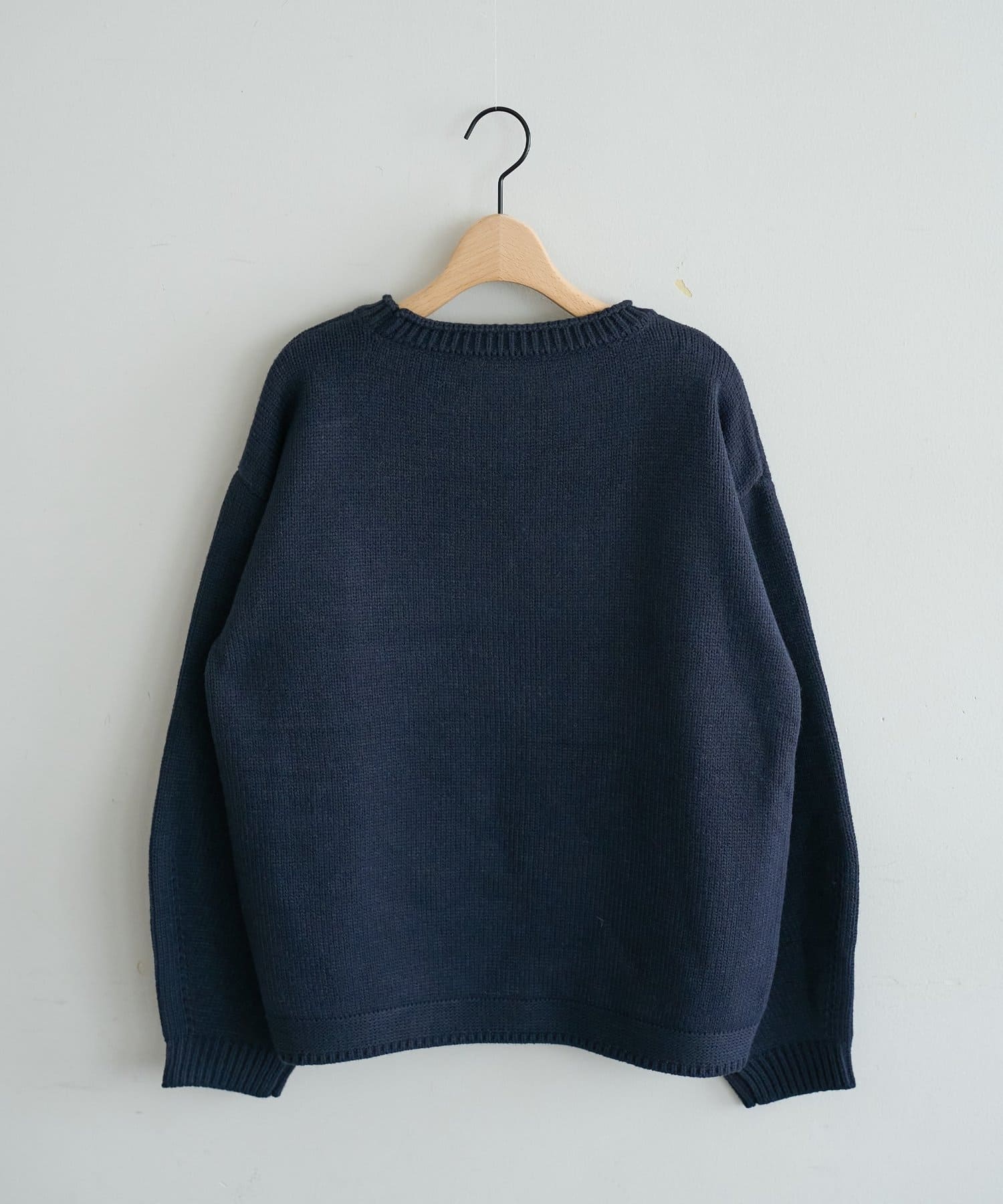 DISCOAT(ディスコート) 【umm.】ロゴニットプルオーバー