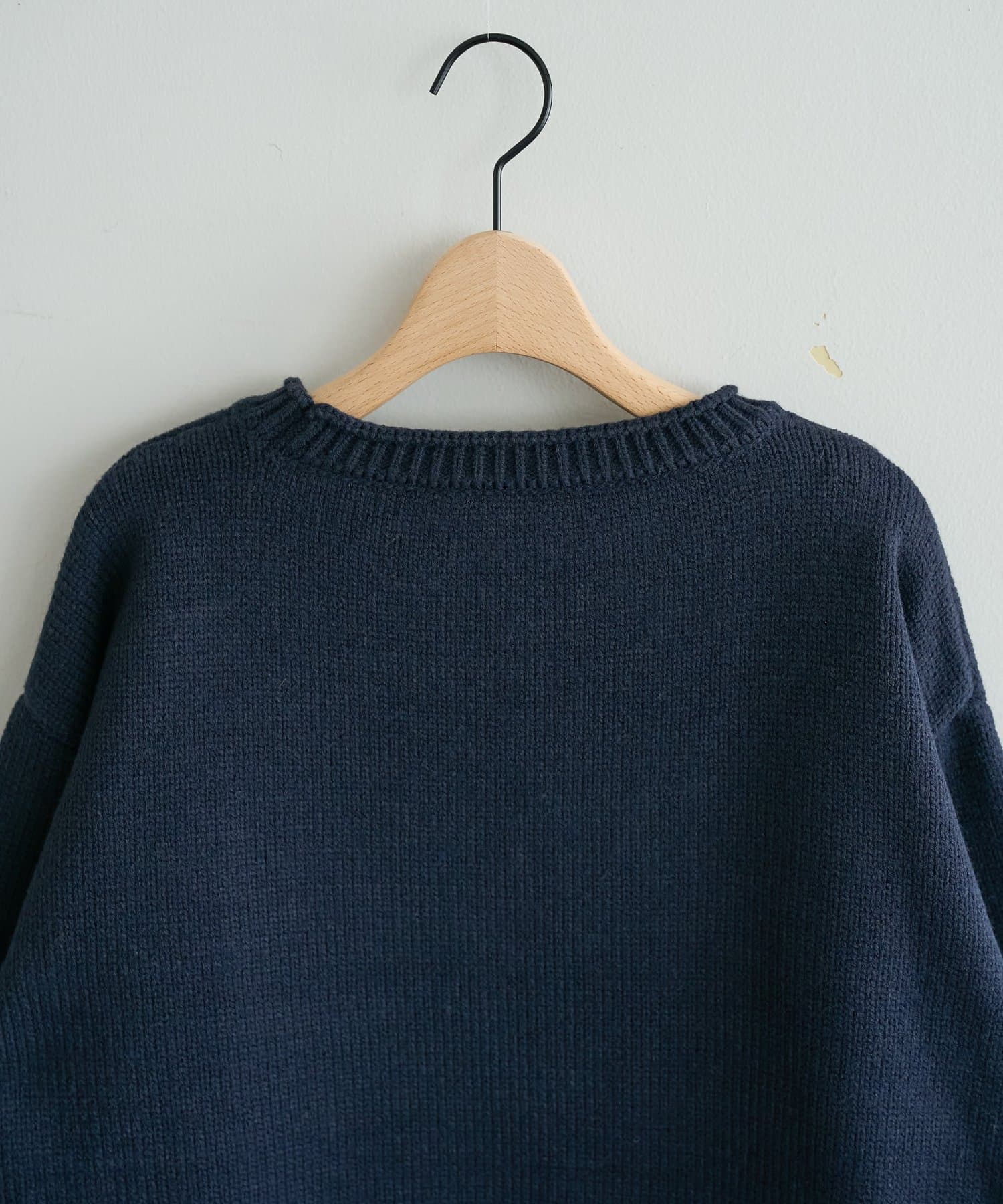 DISCOAT(ディスコート) 【umm.】ロゴニットプルオーバー