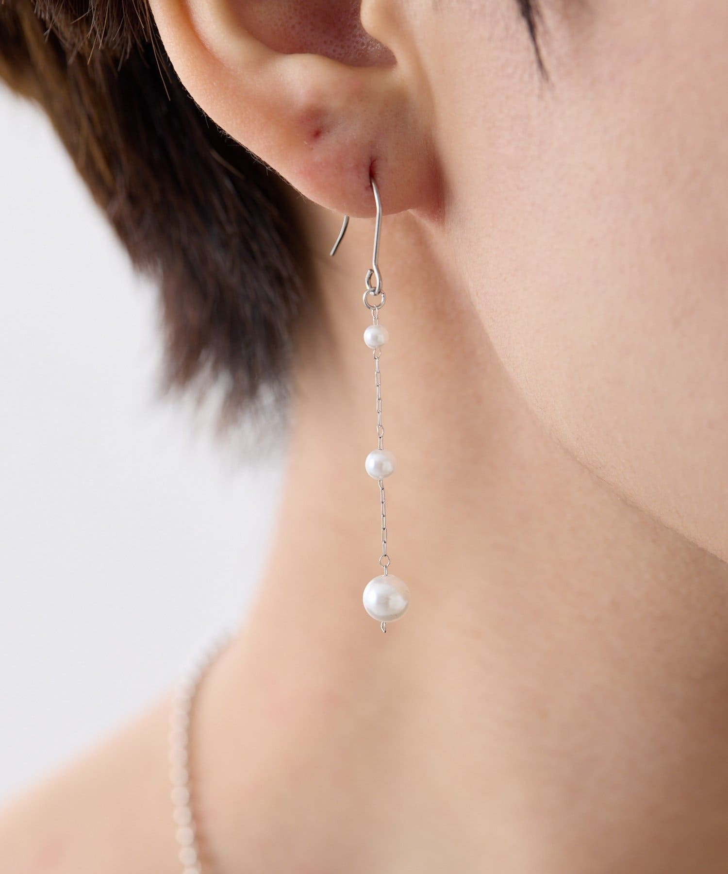 ear PAPILLONNER(イア パピヨネ) 《金属アレルギー対応/ステンレス》細チェーン×パールピアス