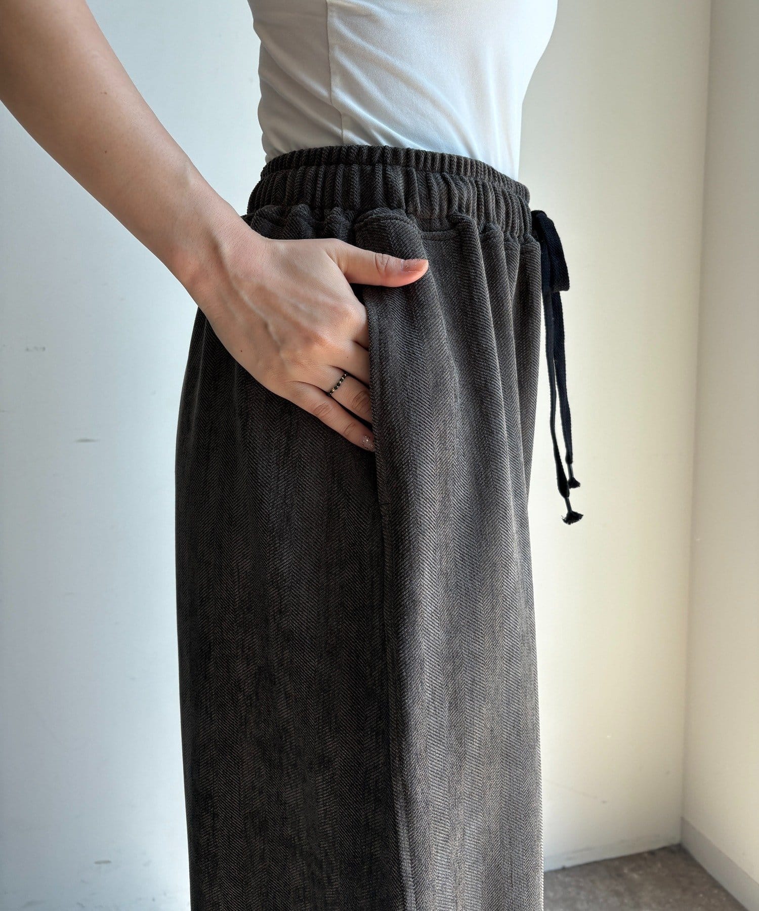 DOUDOU(ドゥドゥ) 【完売カラー再追加!】ヘリンボーンコーデュロイイージーパンツ