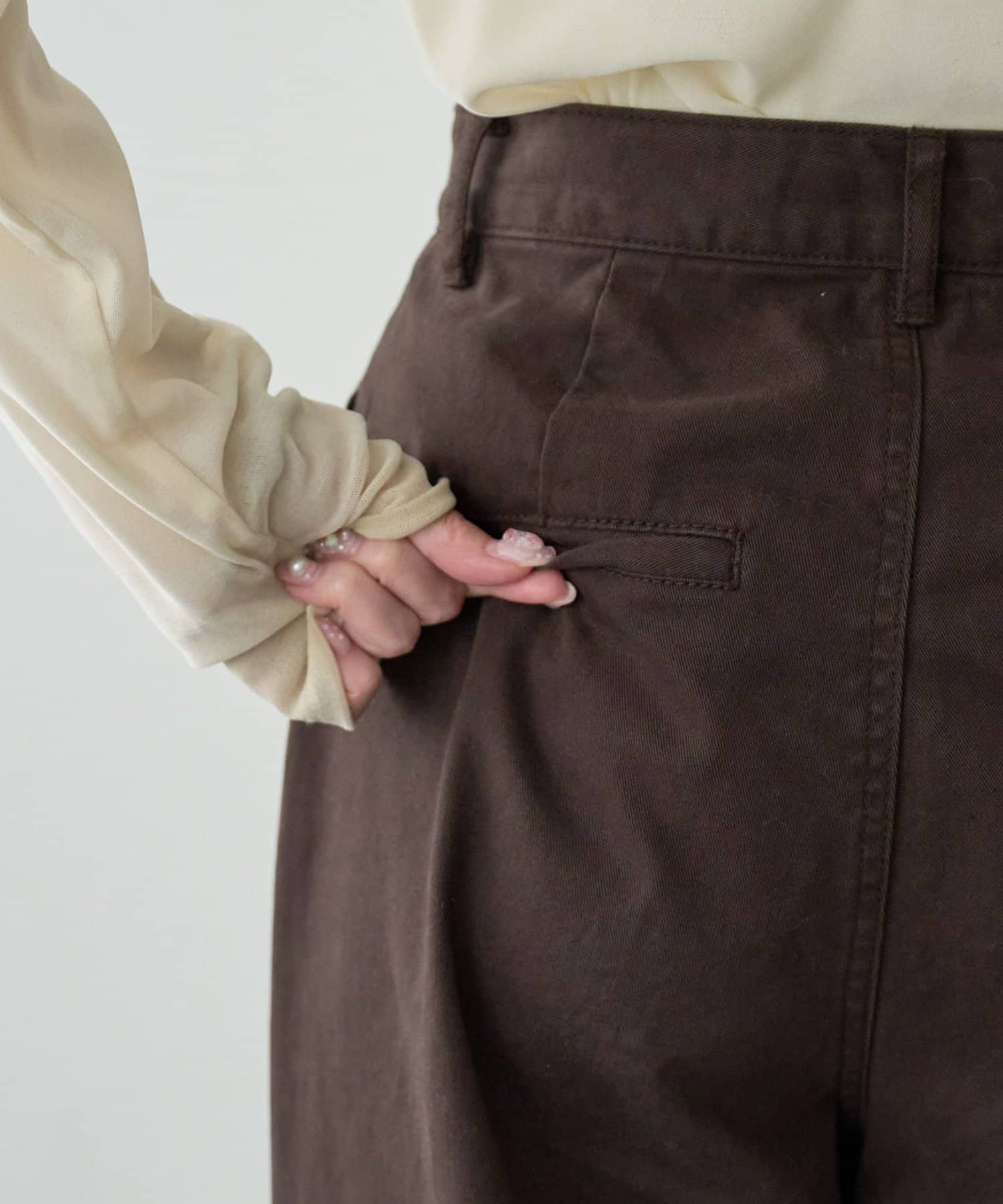 DISCOAT(ディスコート) 2タックチノワイドパンツ