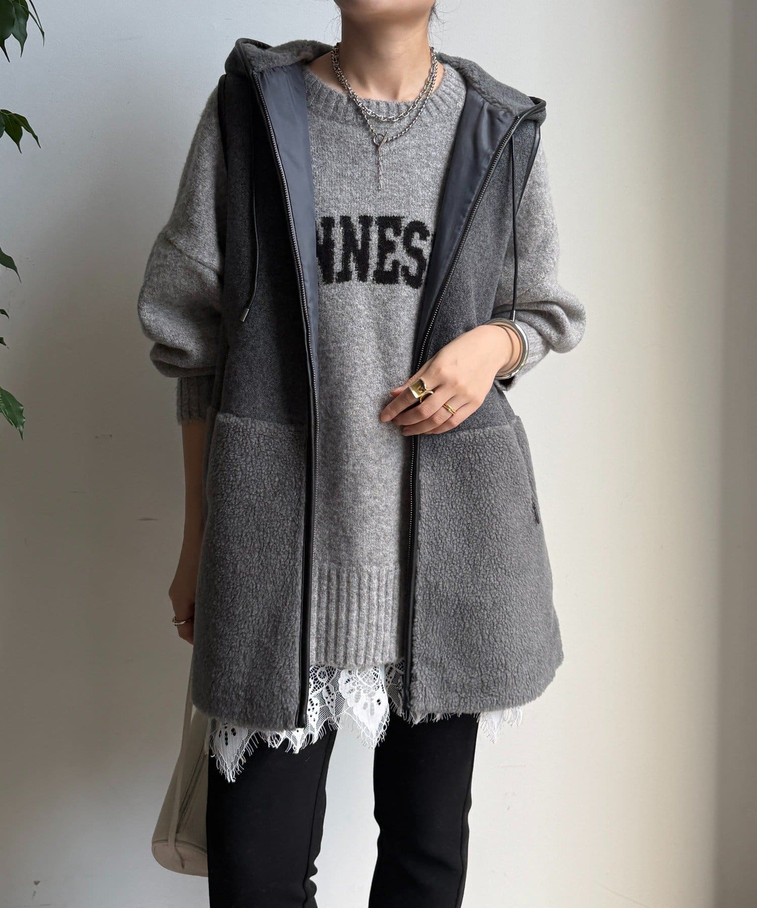 DOUDOU (ドゥドゥ) ボア切替フーディーベスト WEB限定】ボア切替フーディーベスト | DOUDOU(ドゥドゥ)レディース