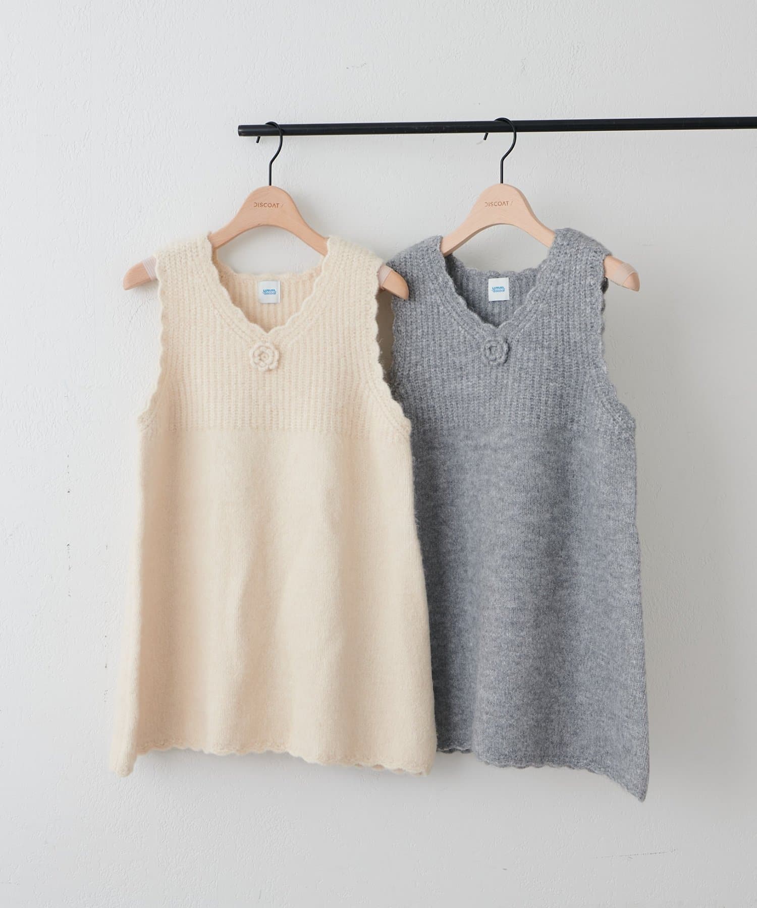 DISCOAT(ディスコート) 【umm.】フラワーチュニックVベスト
