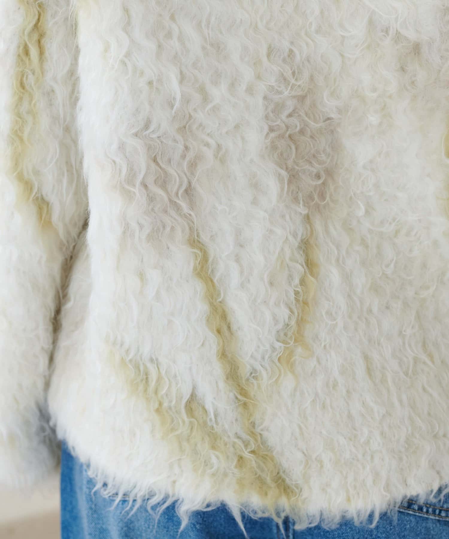 DISCOAT(ディスコート) 花柄シャギーカーディガン