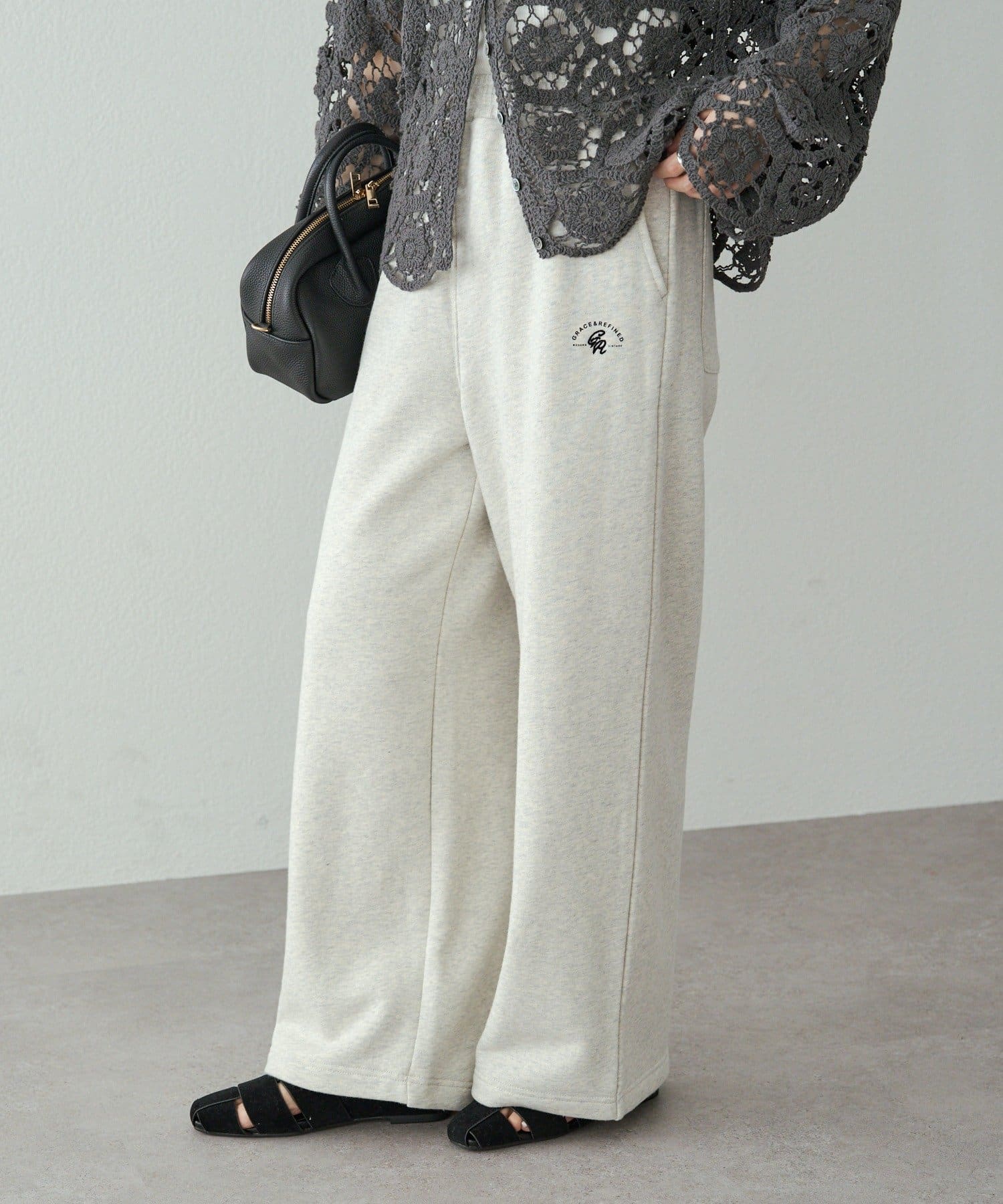 グレー スウェットパンツ ロゴ入り　ピュアルセシン グレー スウェットパンツ ロゴ入り ピュアルセシン 3色展開