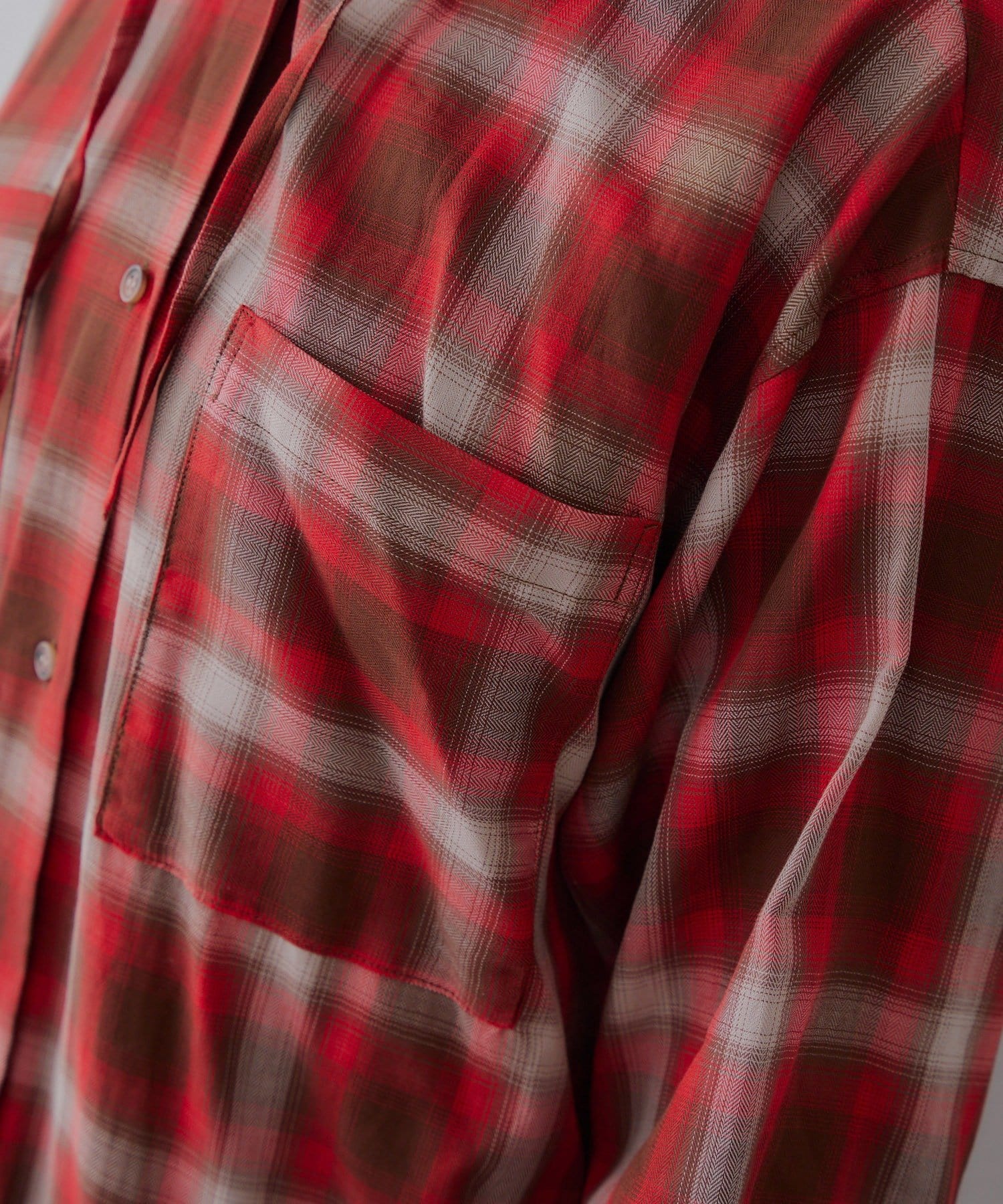 Remind me and forever(リマインドミーアンドフォーエバー) フード付チェックオーバーシャツ