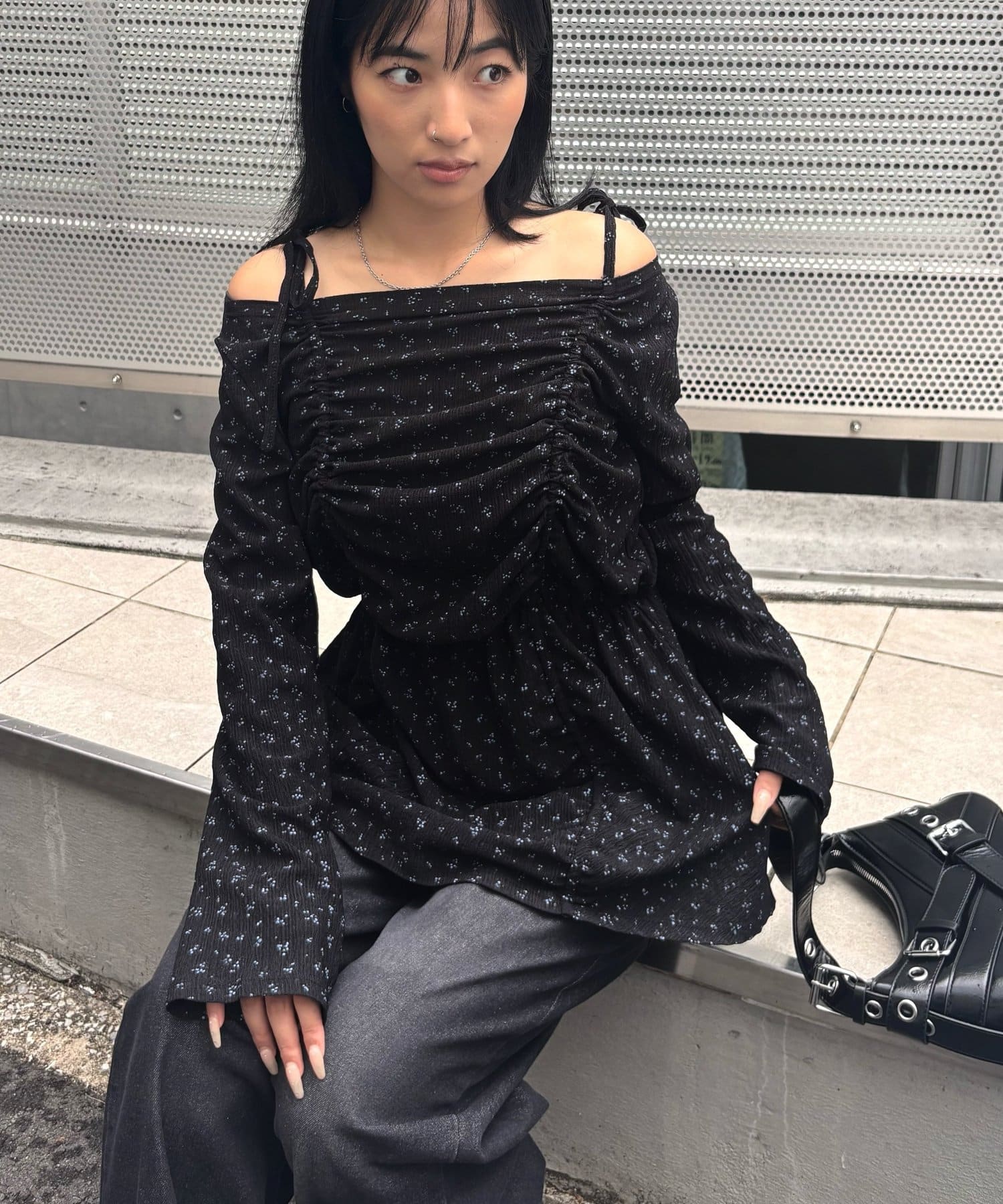 WHO’S WHO gallery(フーズフーギャラリー) 花柄シャーリングチュニックOP