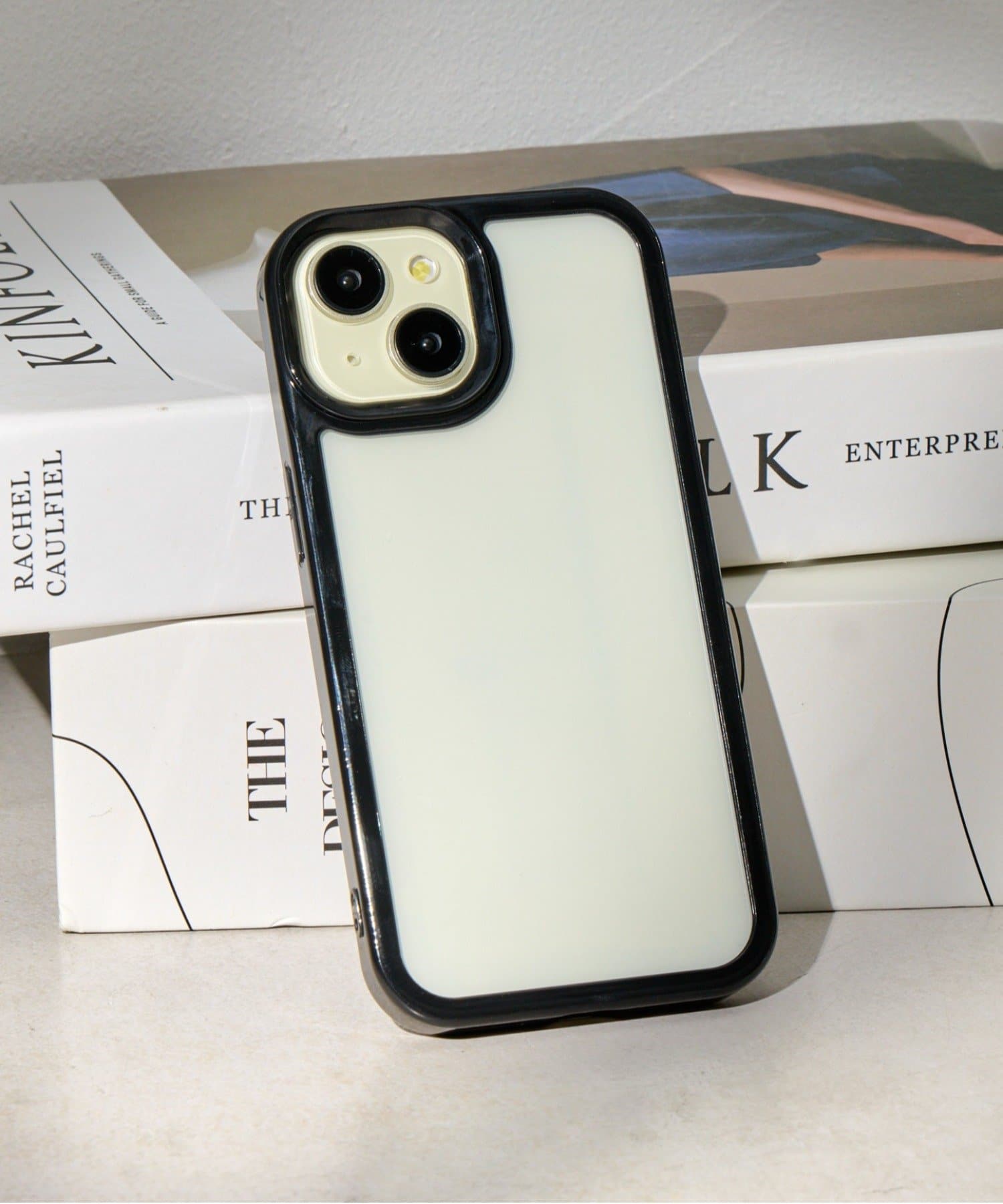 Lattice(ラティス) シンプルカラースマホケース(iPhone15)