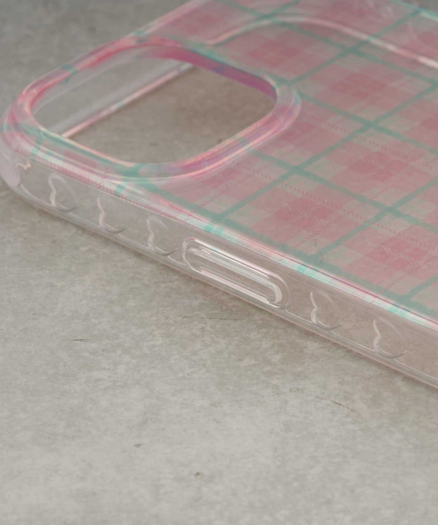 Lattice(ラティス) シアーチェックスマホケース(iPhone15)