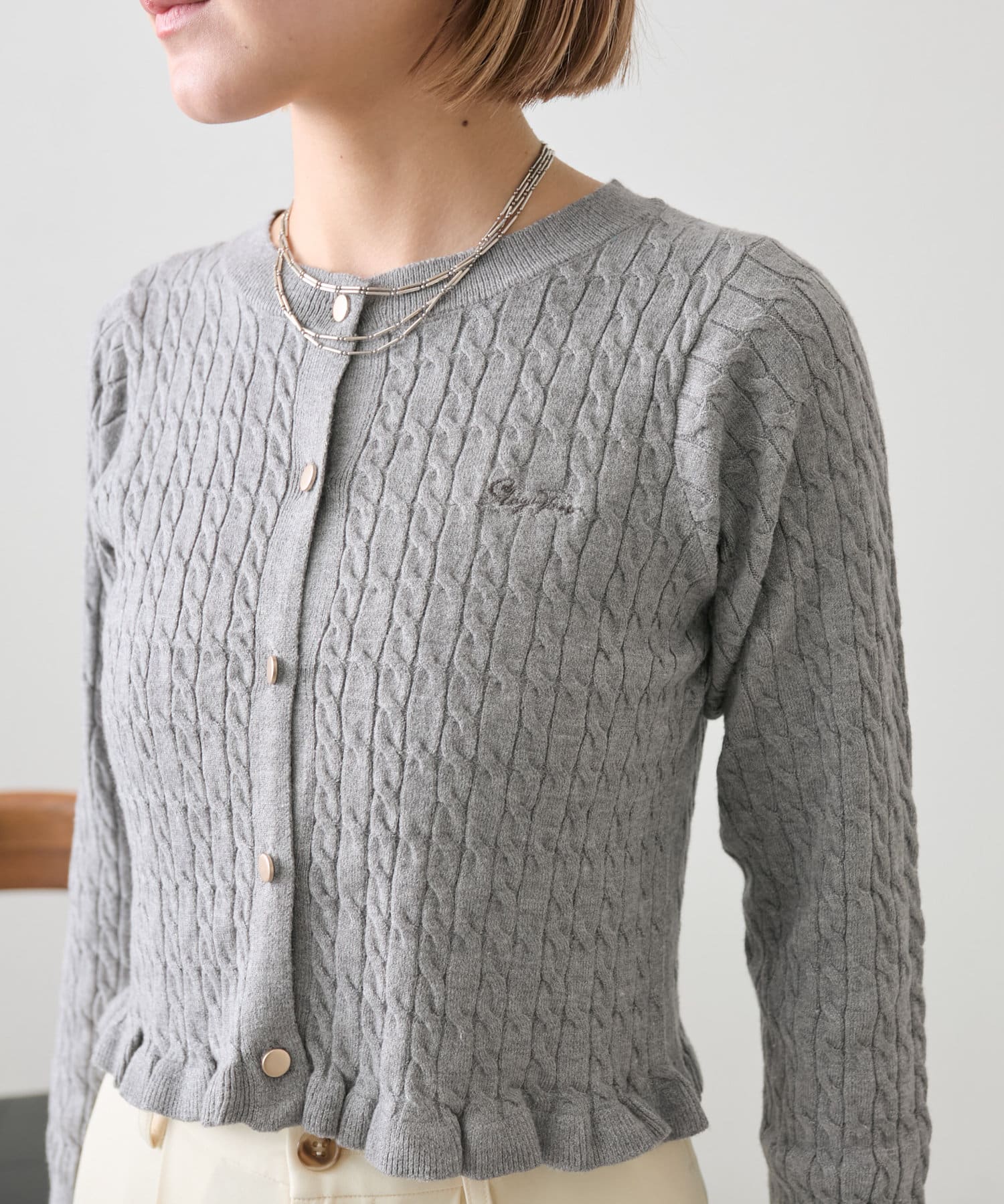 OUTLET(アウトレット) 【w closet】ケーブル刺繍フリルカーディガン