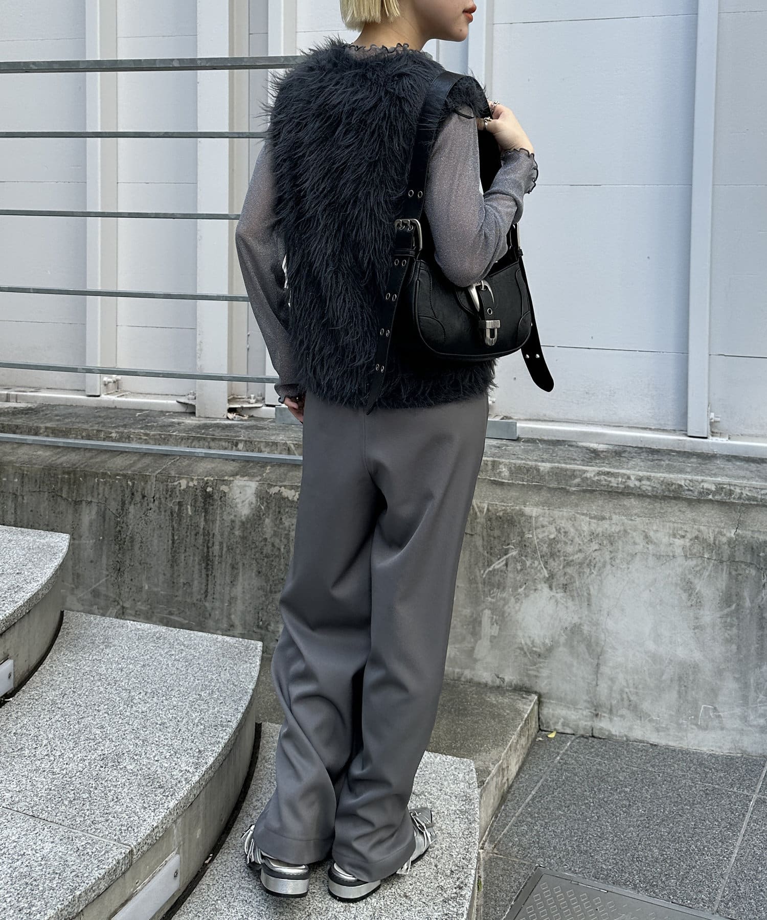 OUTLET(アウトレット) 【w closet】ラメフェザーニットベスト